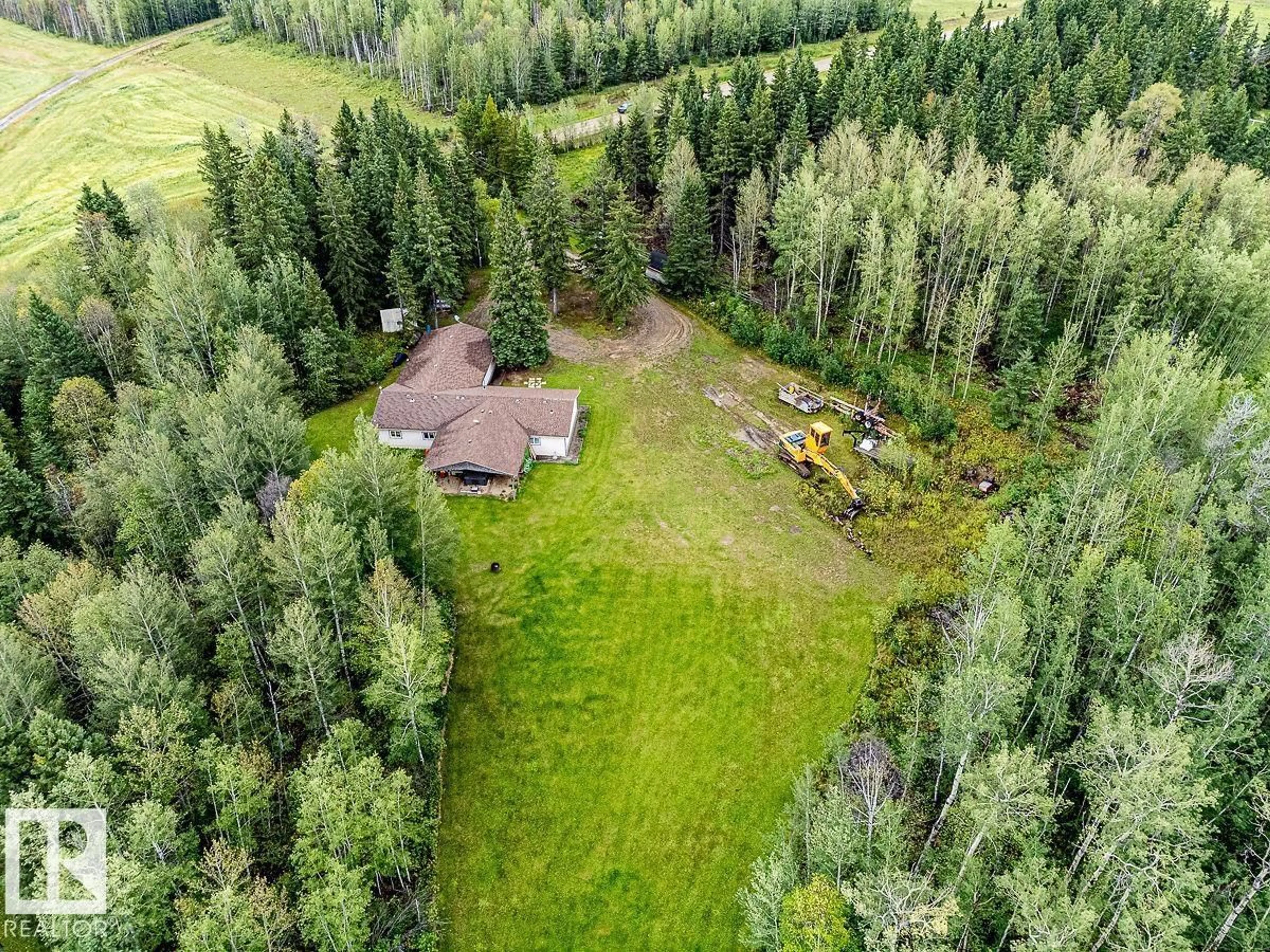 A pic from outside/outdoor area/front of a property/back of a property/a pic from drone, forest/trees view for 461042 RGE ROAD 40, Rural Wetaskiwin County Alberta T0C2X0