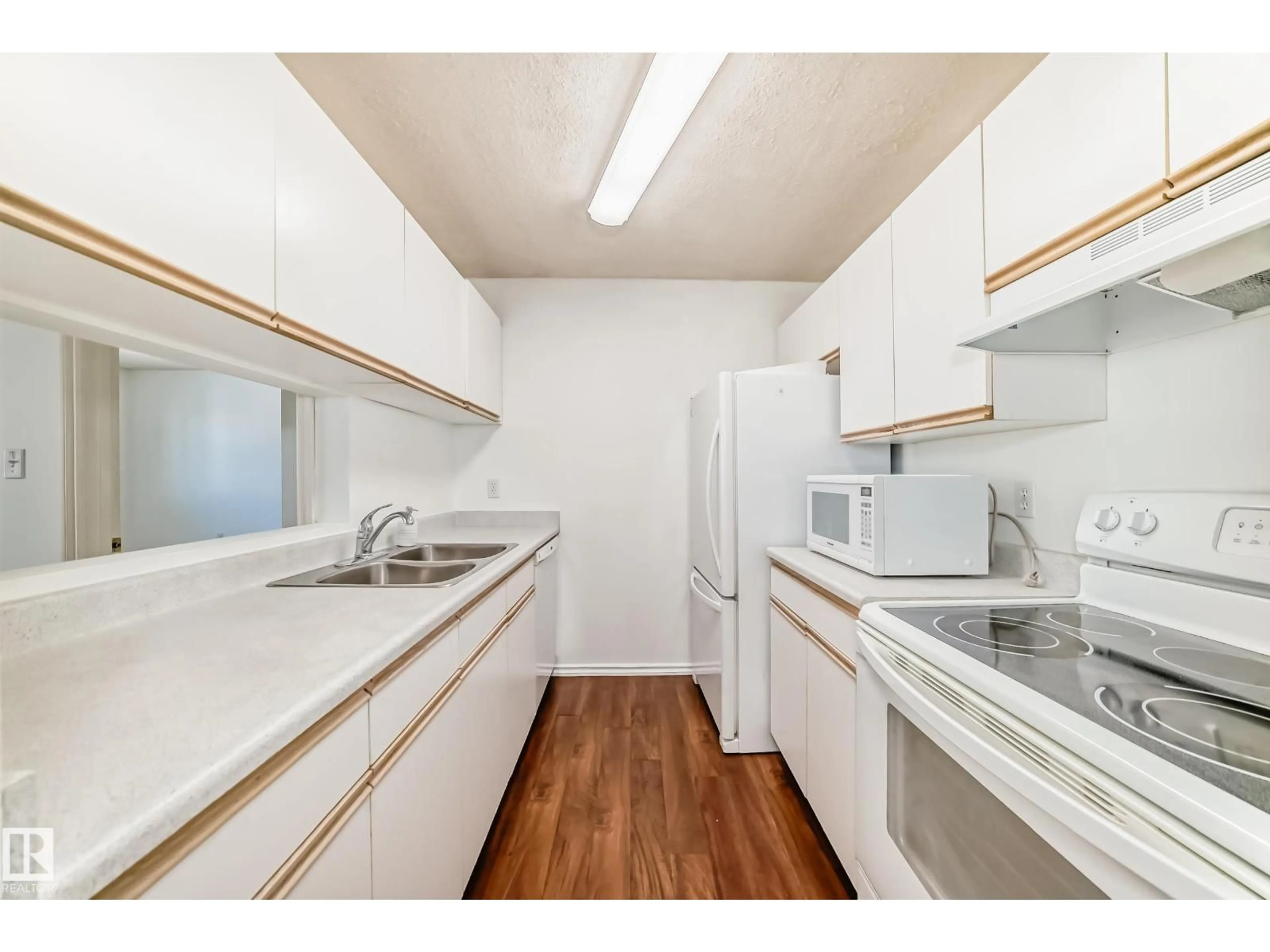 Standard kitchen, unknown for #320 - 9620 174 ST, Edmonton Alberta T5T6B9