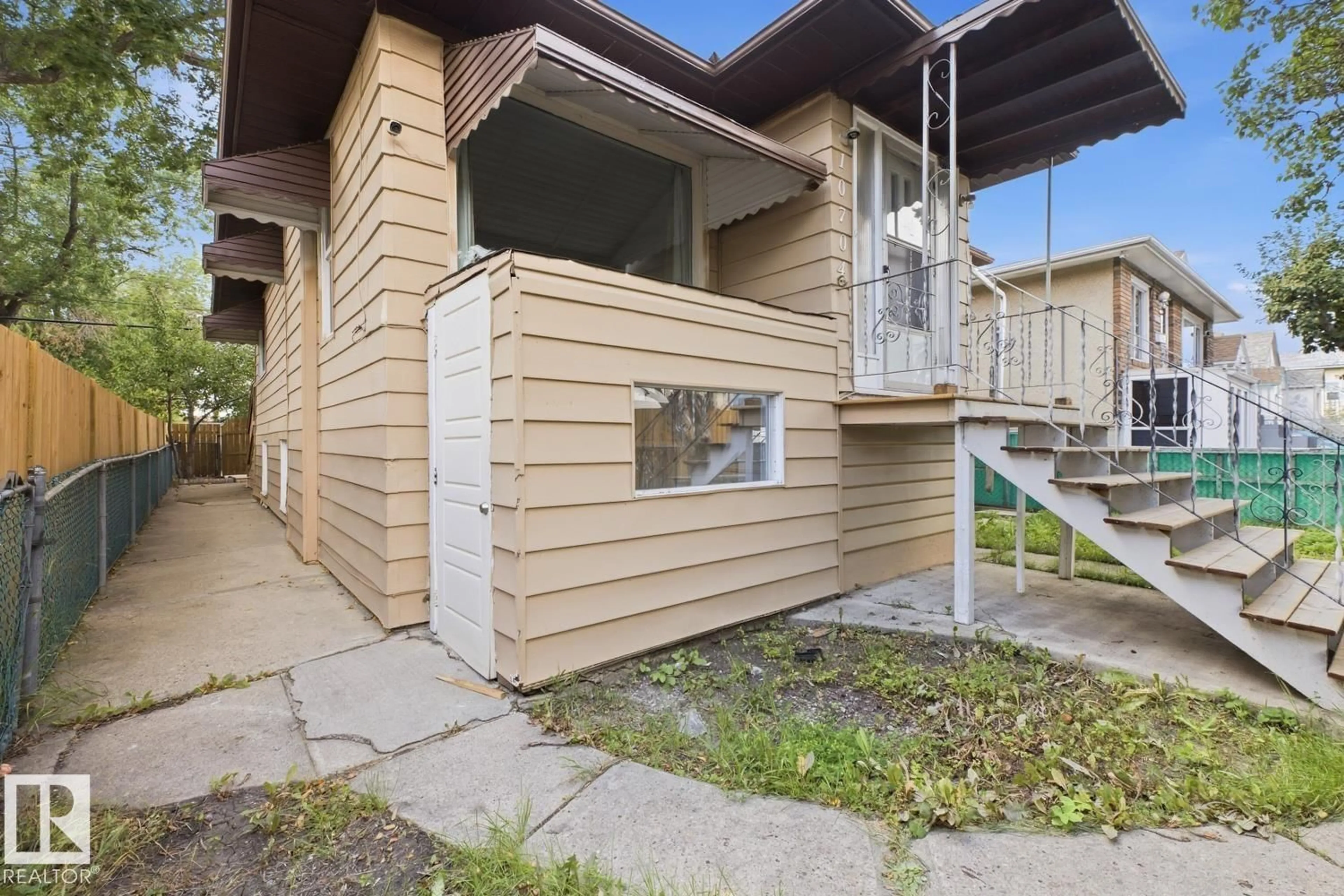 Patio, street for 10704 96 ST, Edmonton Alberta T5H2J6