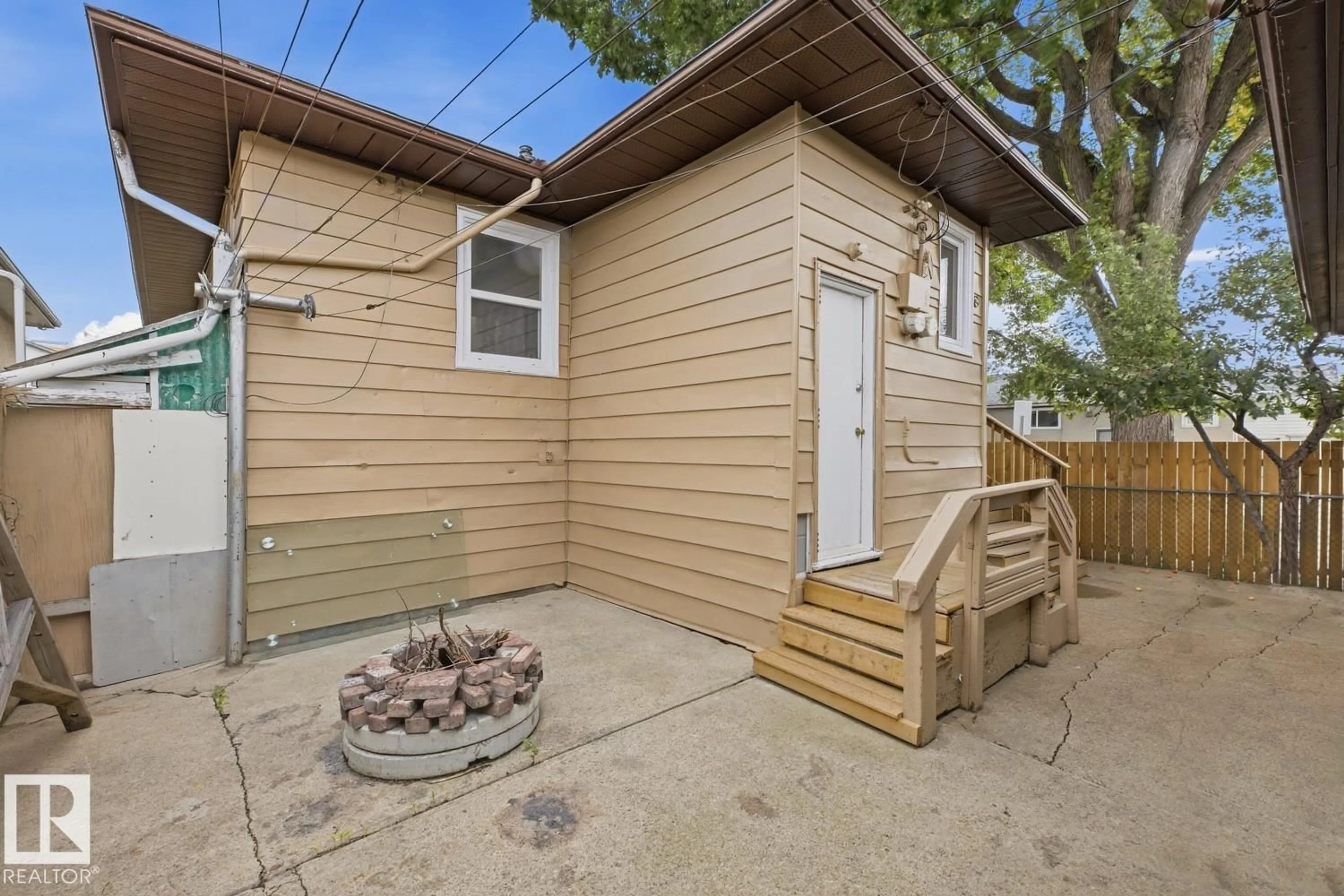 Patio, street for 10704 96 ST, Edmonton Alberta T5H2J6