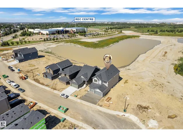 266 FALCON CRESCENT, Leduc 3