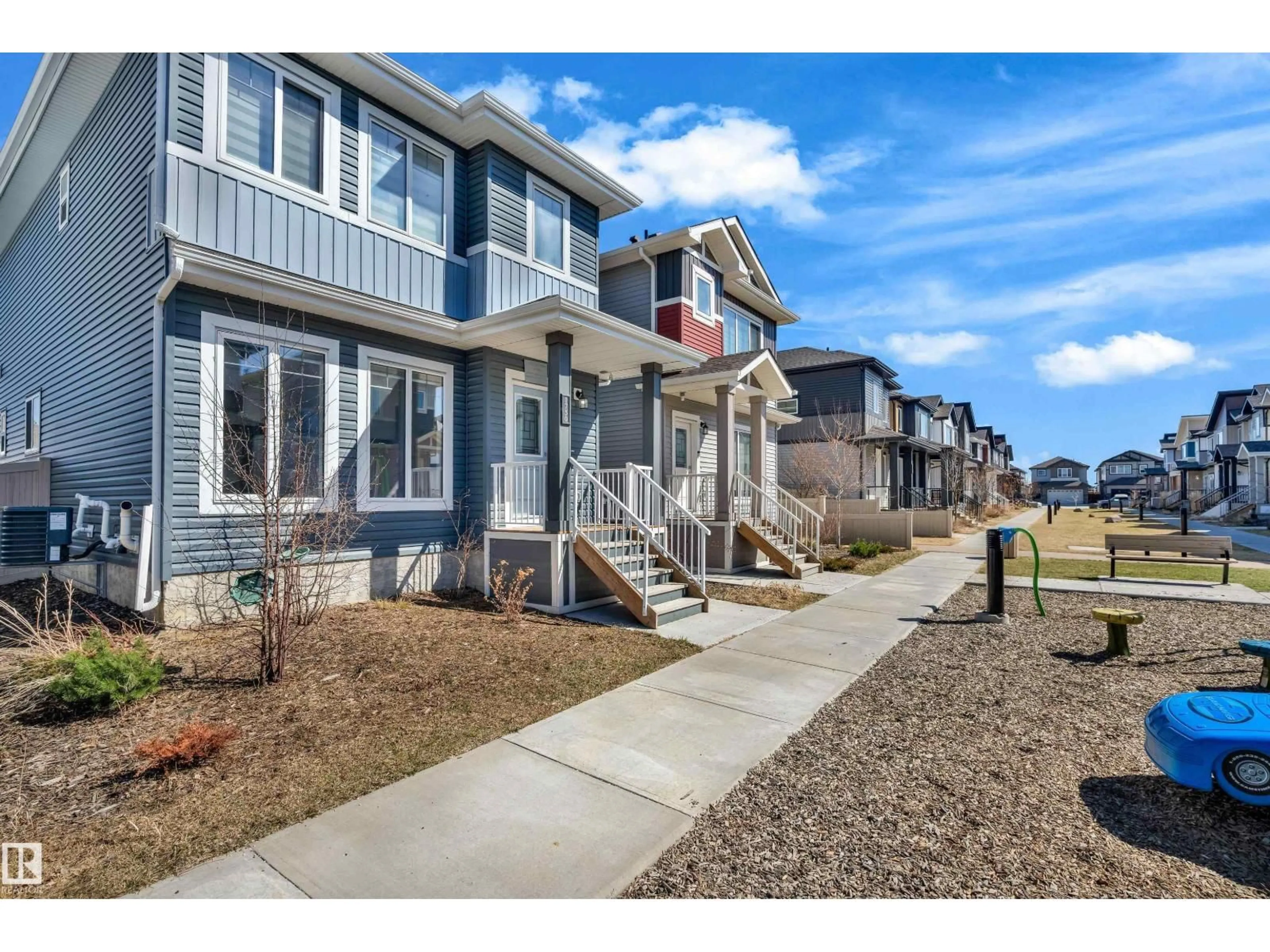 Unknown for NW - 1750 25A ST, Edmonton Alberta T6T2H9