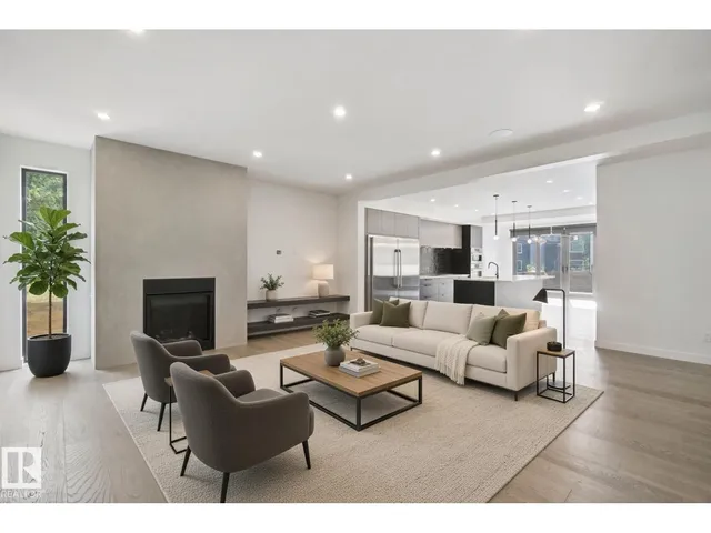 10925 UNIVERSITY AV, Edmonton 5