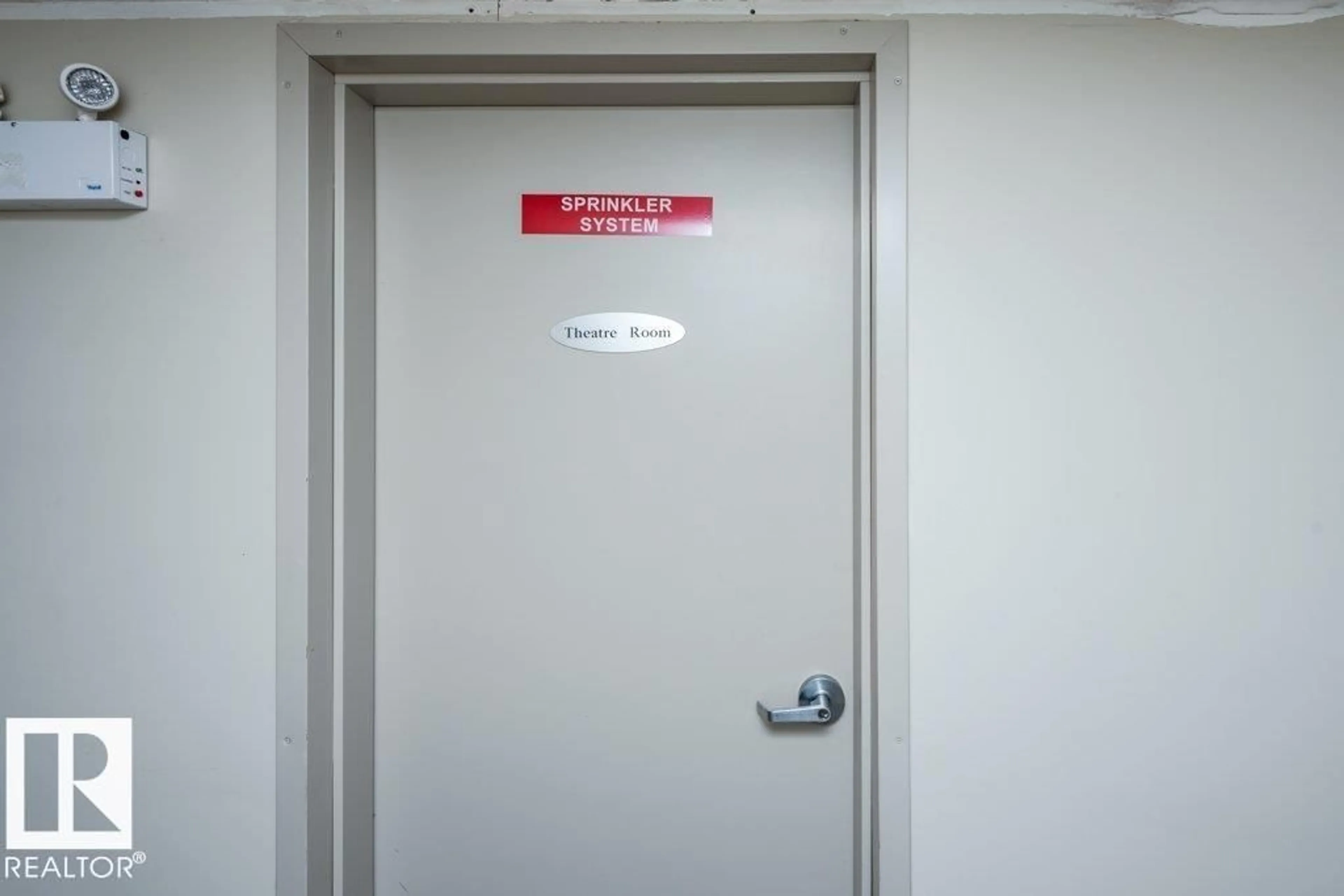 A pic of a room for #401 - 5005 165 AV, Edmonton Alberta T5Y0L8