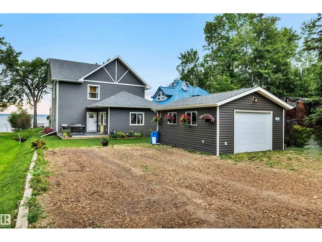 66 BEACH AV, Rural Leduc County 3