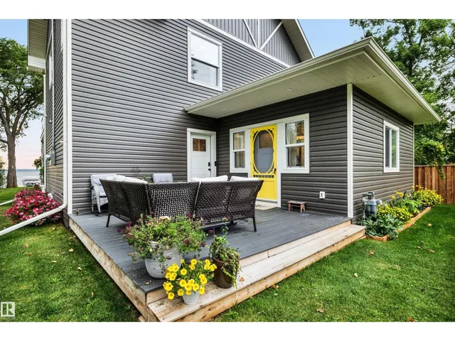 66 BEACH AV, Rural Leduc County 4