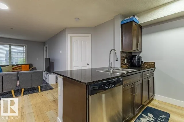 306 - 11820 22 AV, Edmonton 2