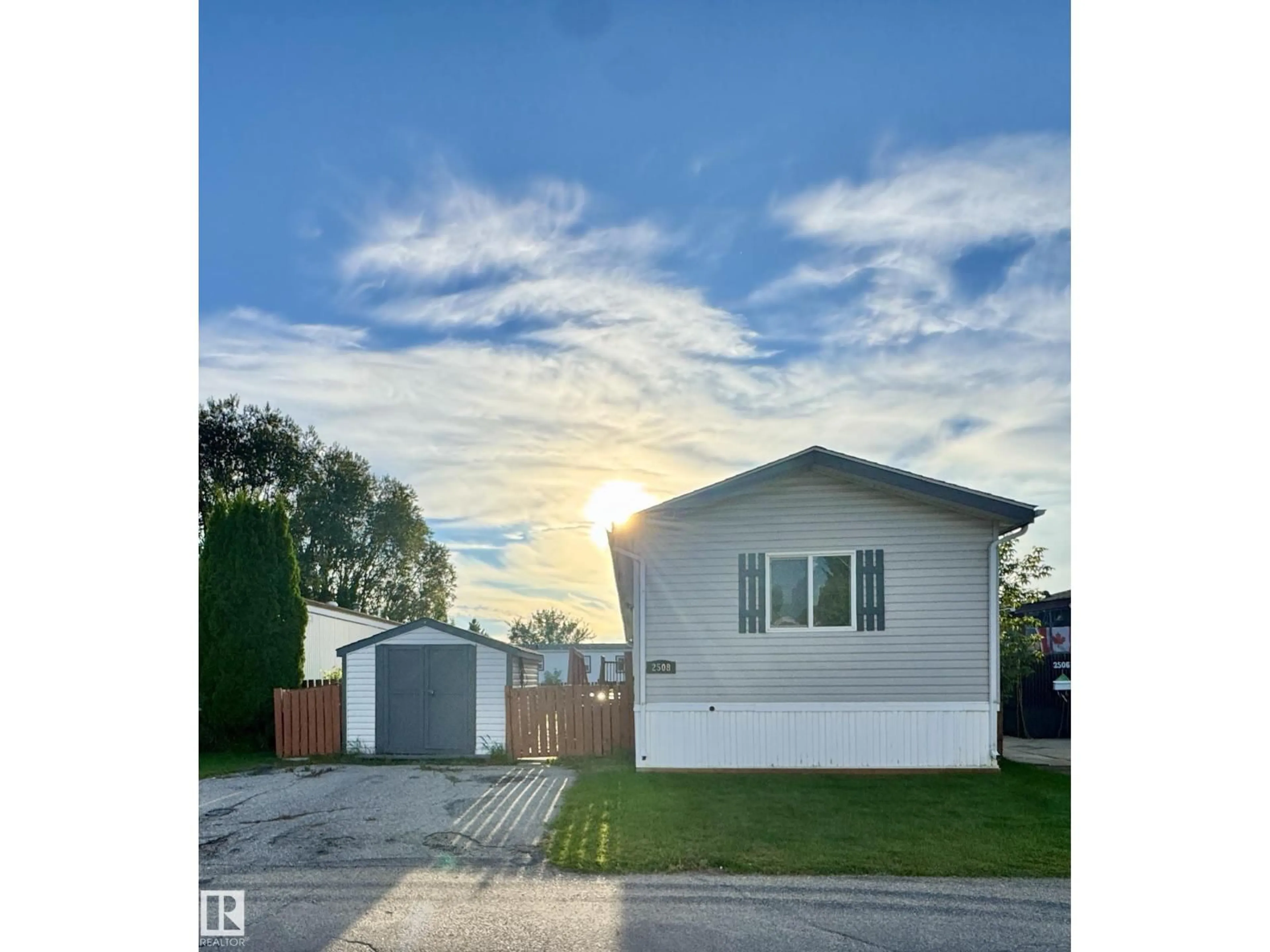 Unknown for 2508 WEST PORT RD, Edmonton Alberta T5S1T5