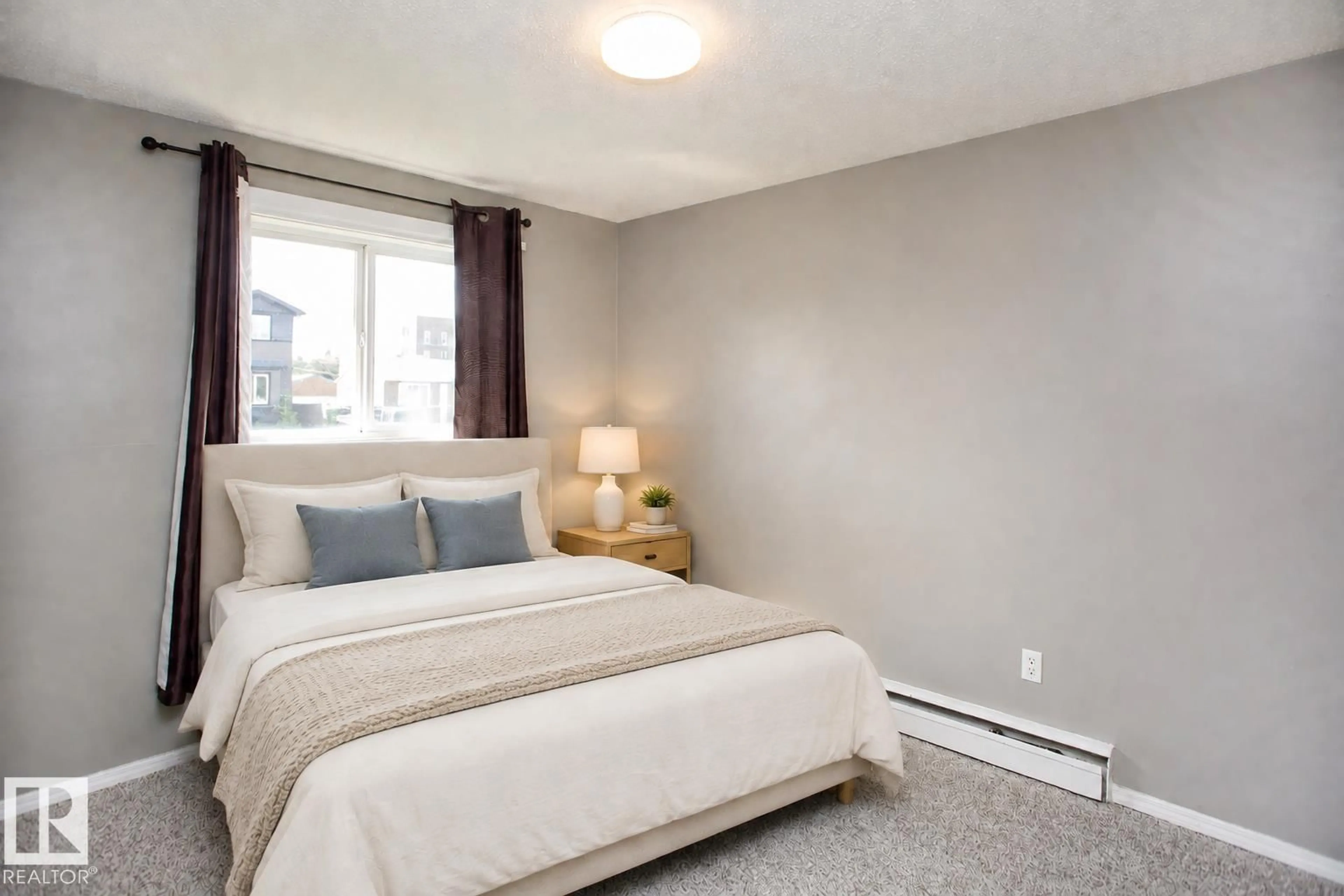 Bedroom with bed, carpet floor for 8 - 15431 93 AV, Edmonton Alberta T5R5H4