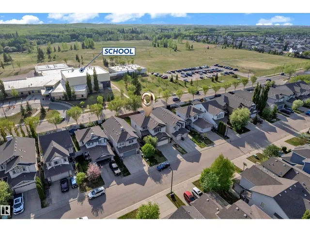 5528 209 ST NW, Edmonton 2