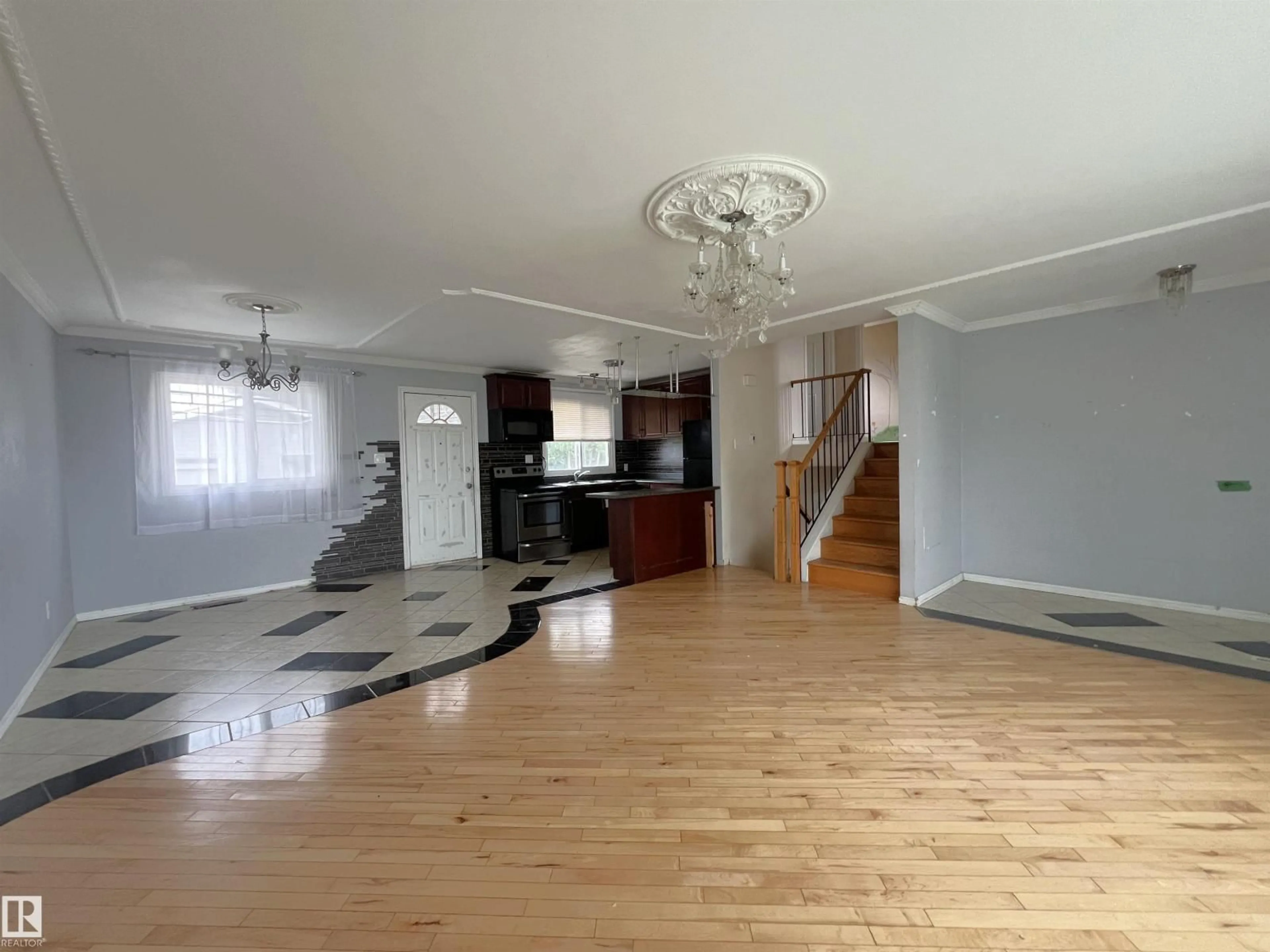 A pic of a room for 8817 163 ST, Edmonton Alberta T5R2N8