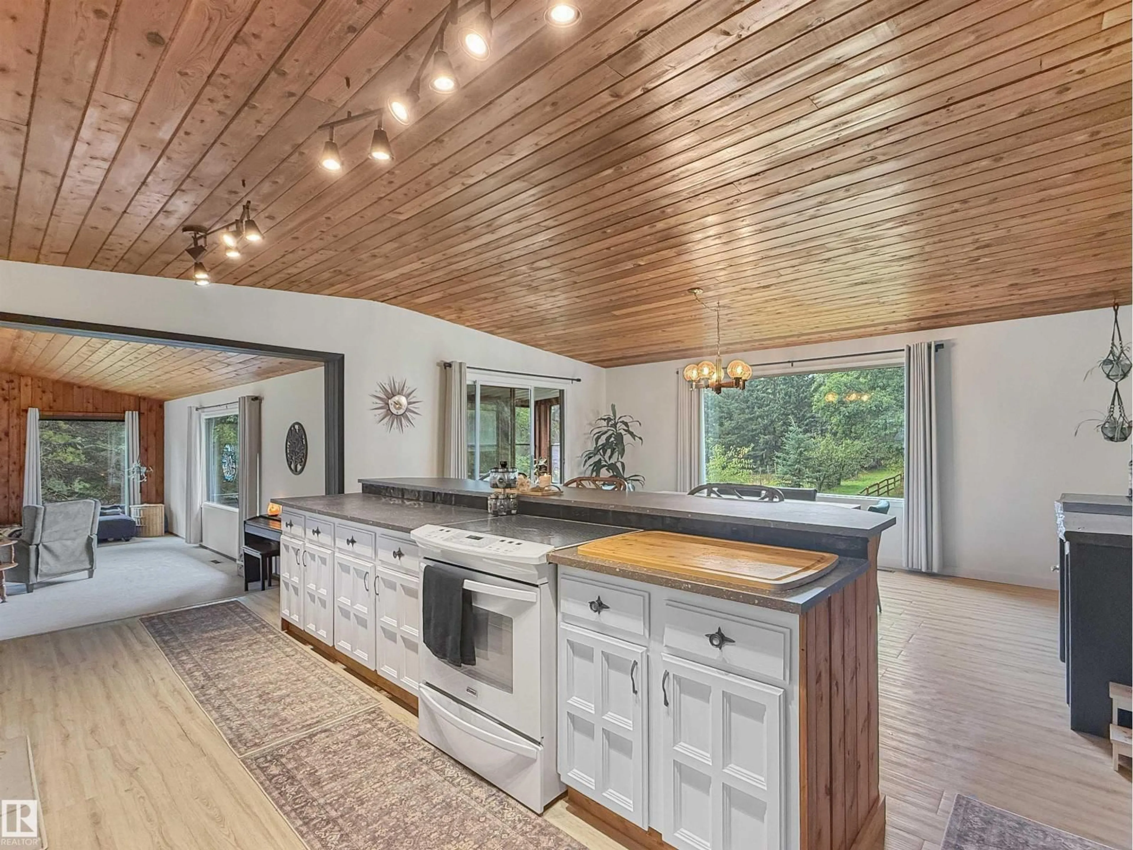 Open concept kitchen, unknown for 26127 TWP ROAD 514, Rural Parkland County Alberta T7Y1B5