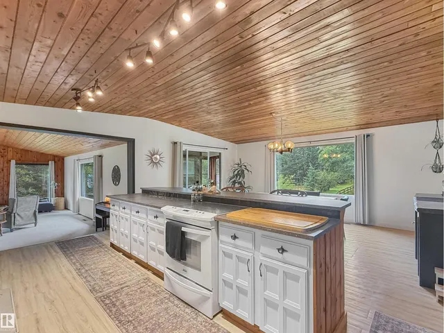 26127 TWP ROAD 514, Rural Parkland County 2