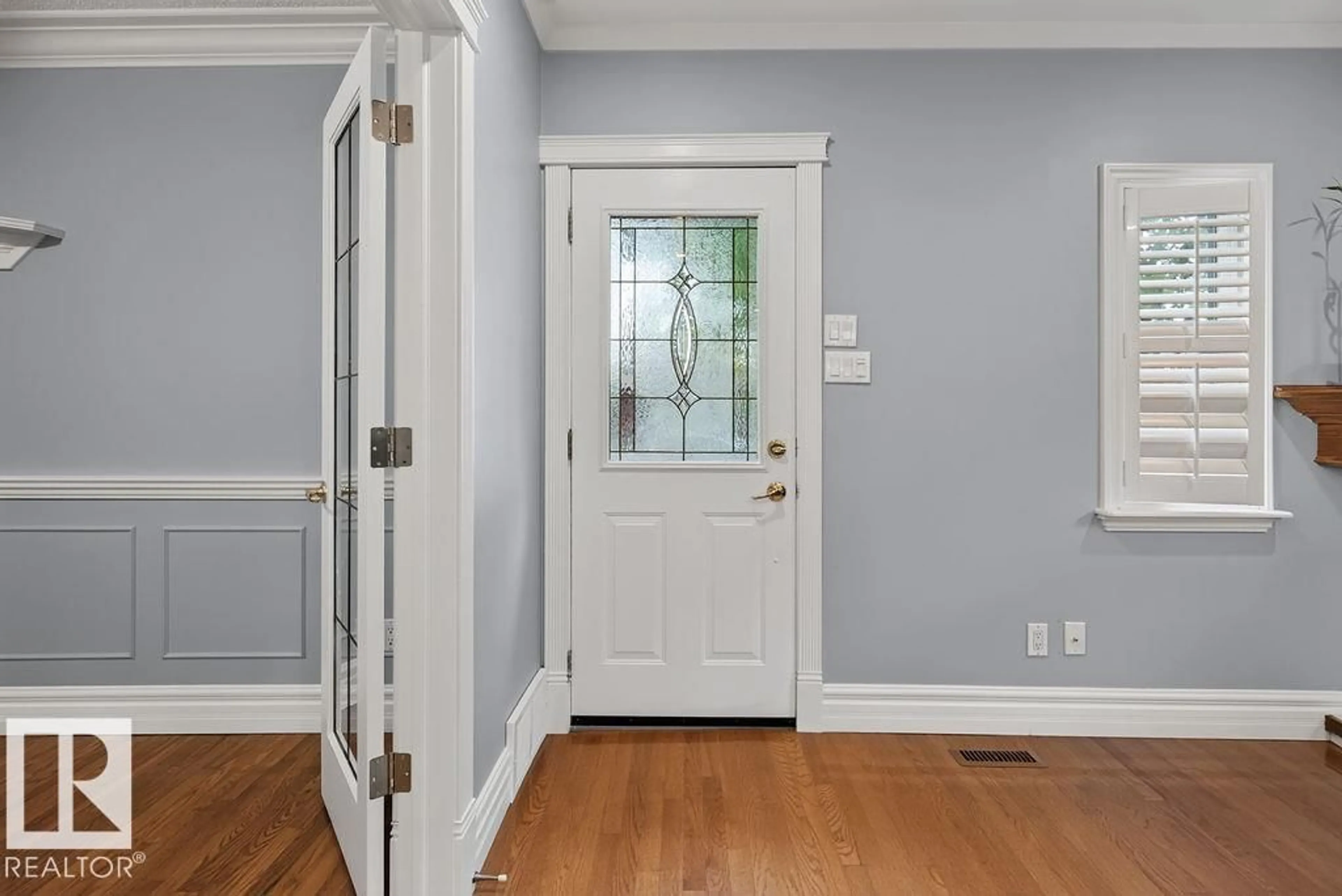 Indoor entryway for NW - 12768 118 ST, Edmonton Alberta T5E5K8