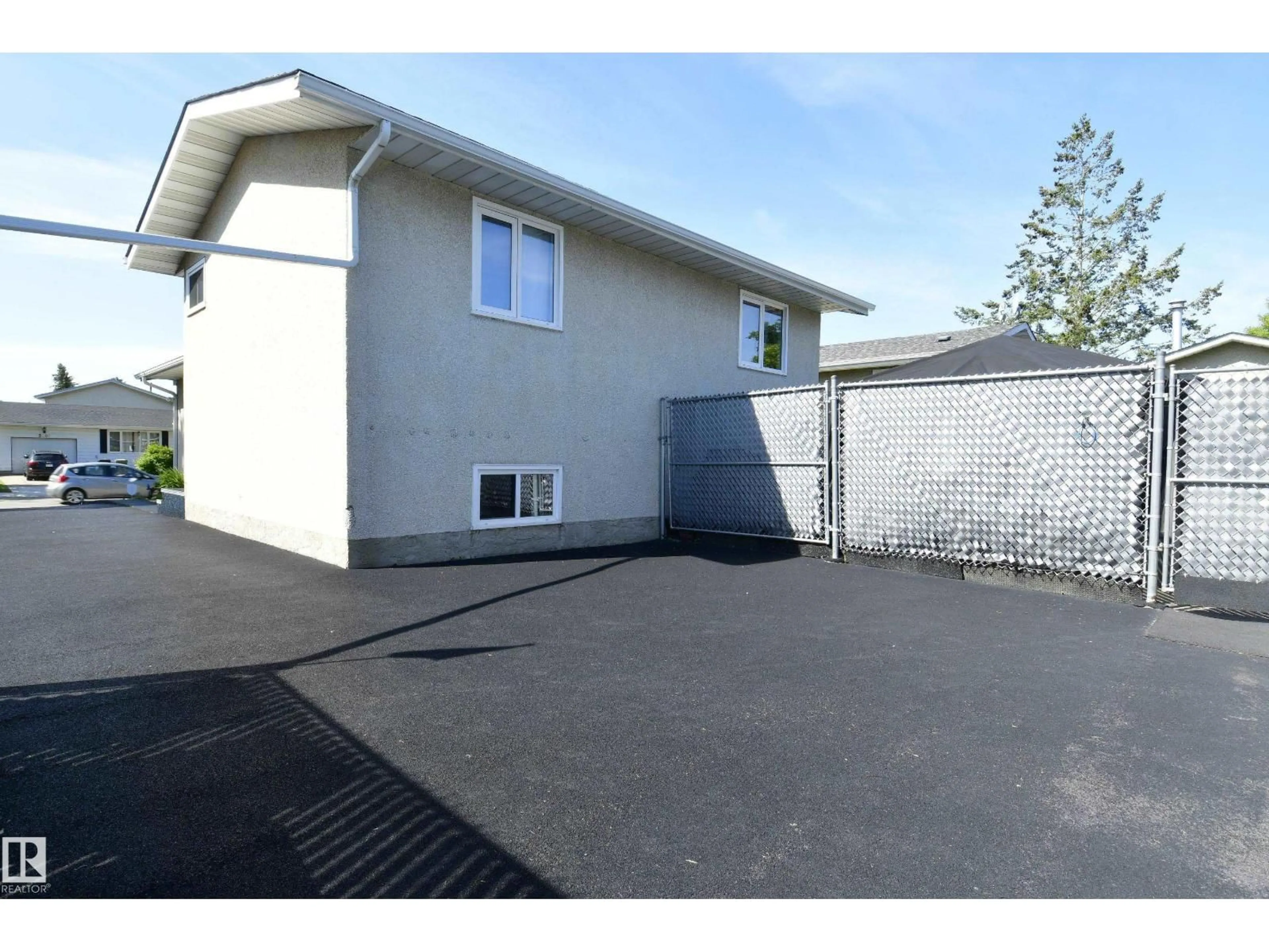 Unknown for 5012 57 AV, Leduc Alberta T9E5S3