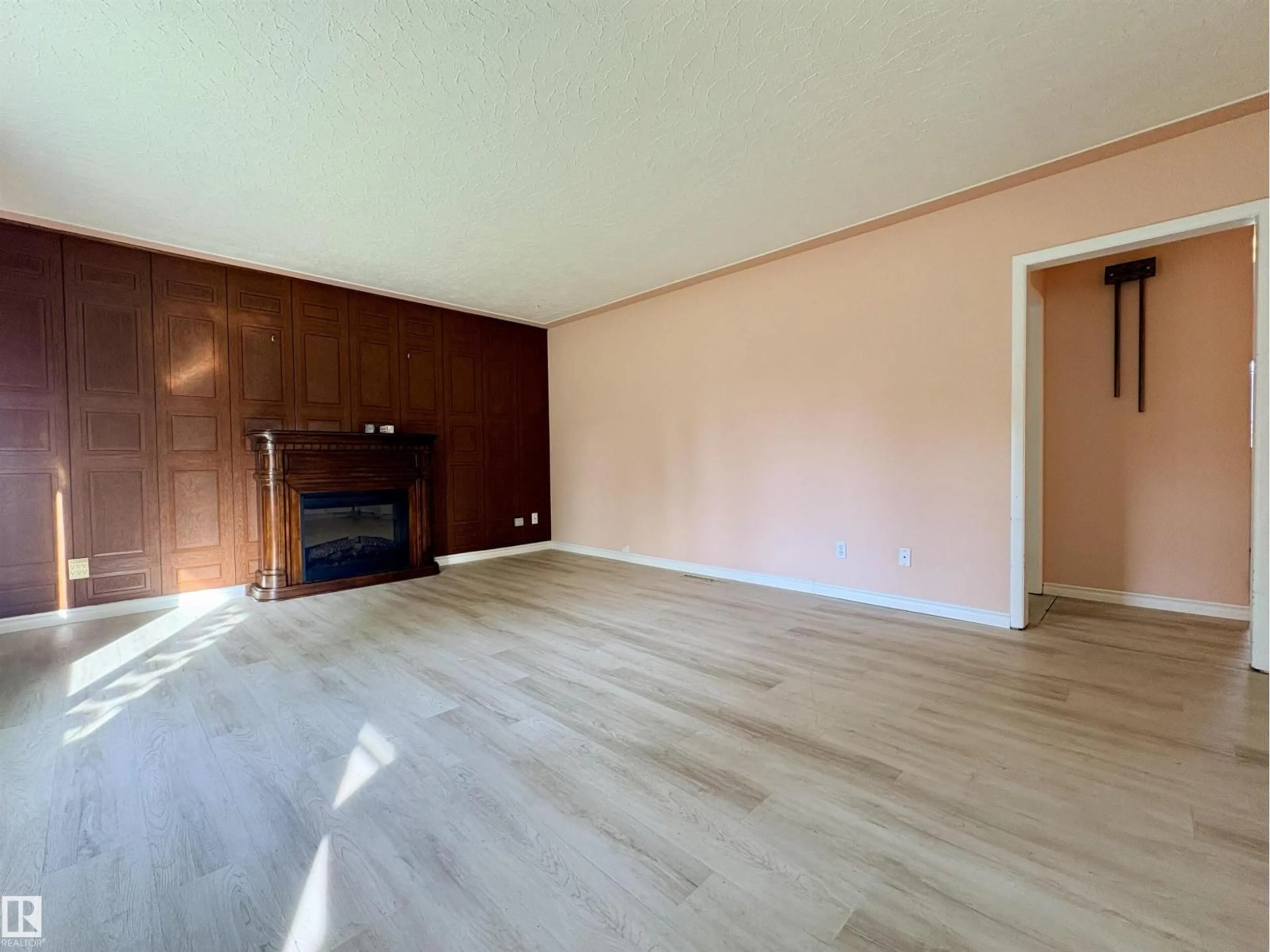 A pic of a room for 3834 110 AV, Edmonton Alberta T5W0H7
