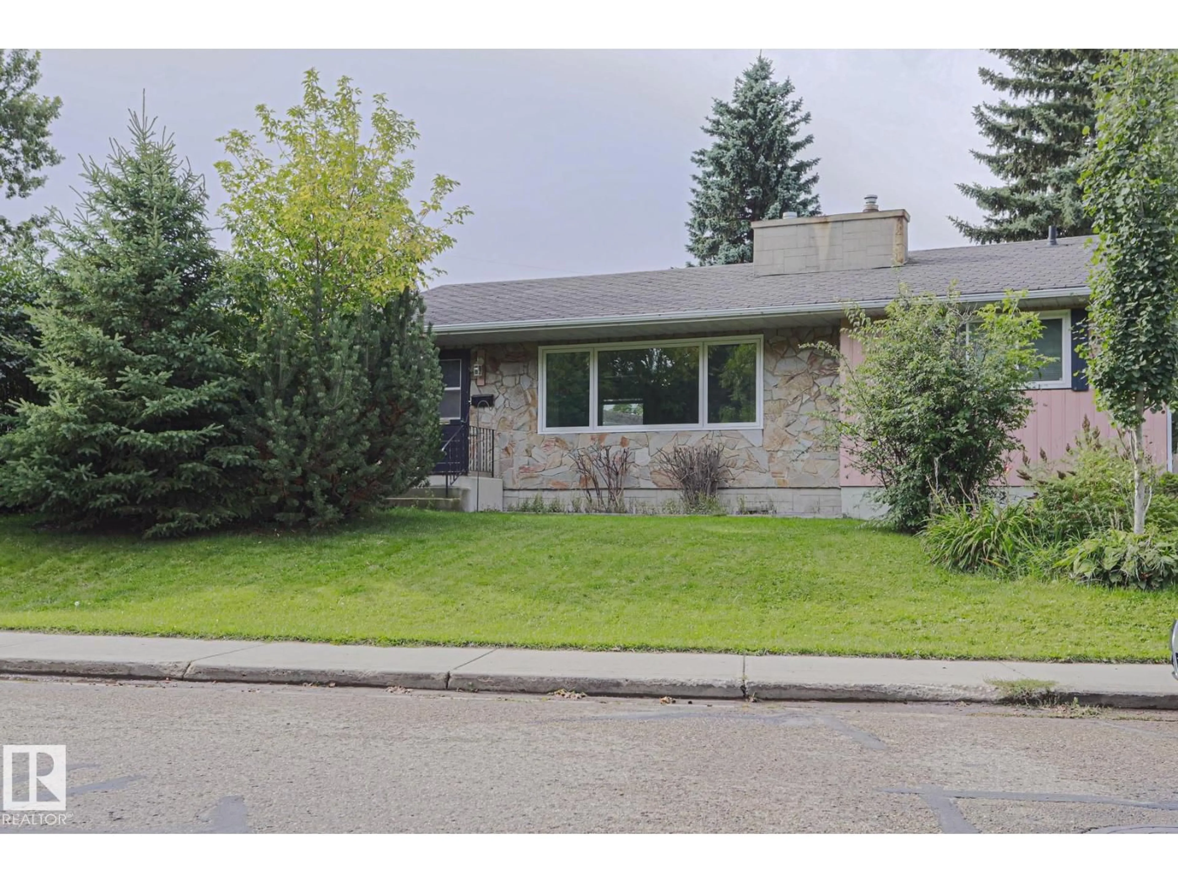 Unknown for 5807 48B AV, Camrose Alberta T4V0L9