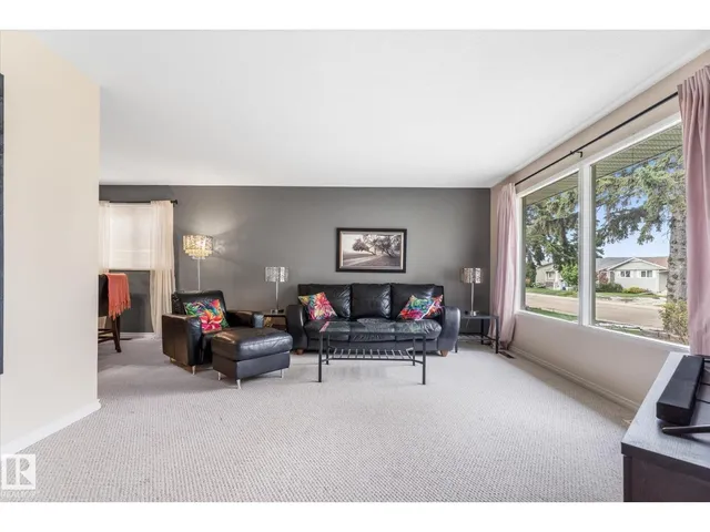 16807 98 AVENUE NW, Edmonton 3