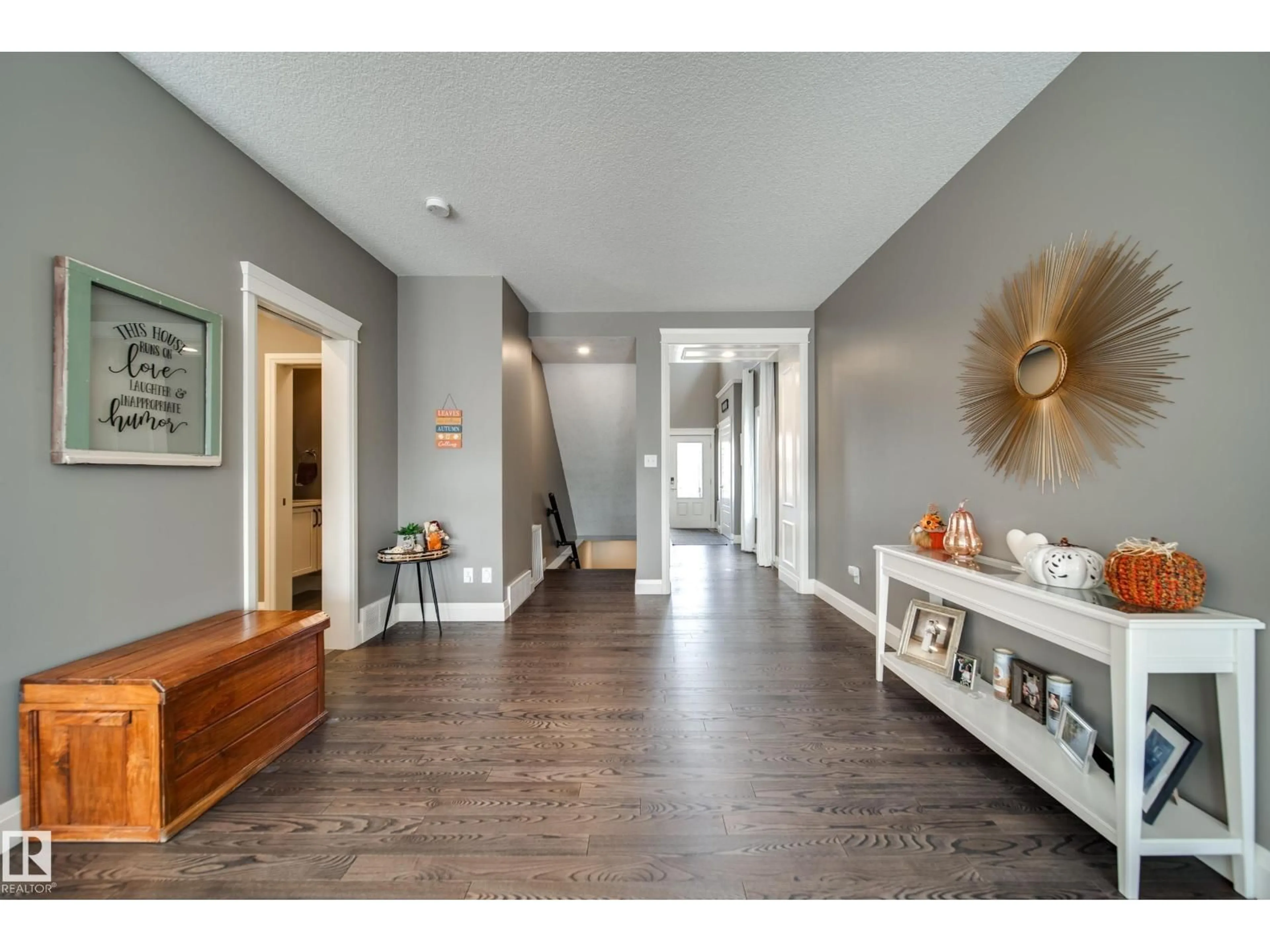 Indoor entryway for SW - 17707 9A AV, Edmonton Alberta T6W3K1