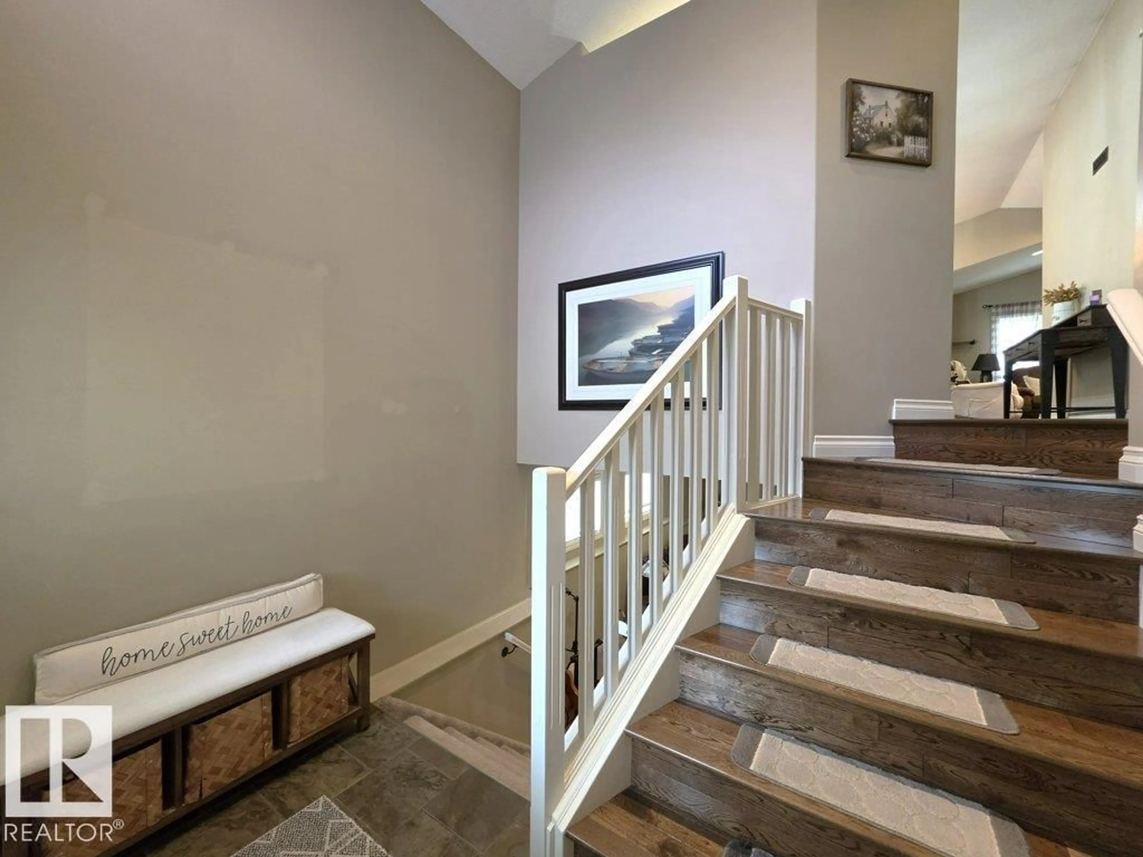 Stairs for 86 LINKSVIEW DR, Spruce Grove Alberta T7X4L5