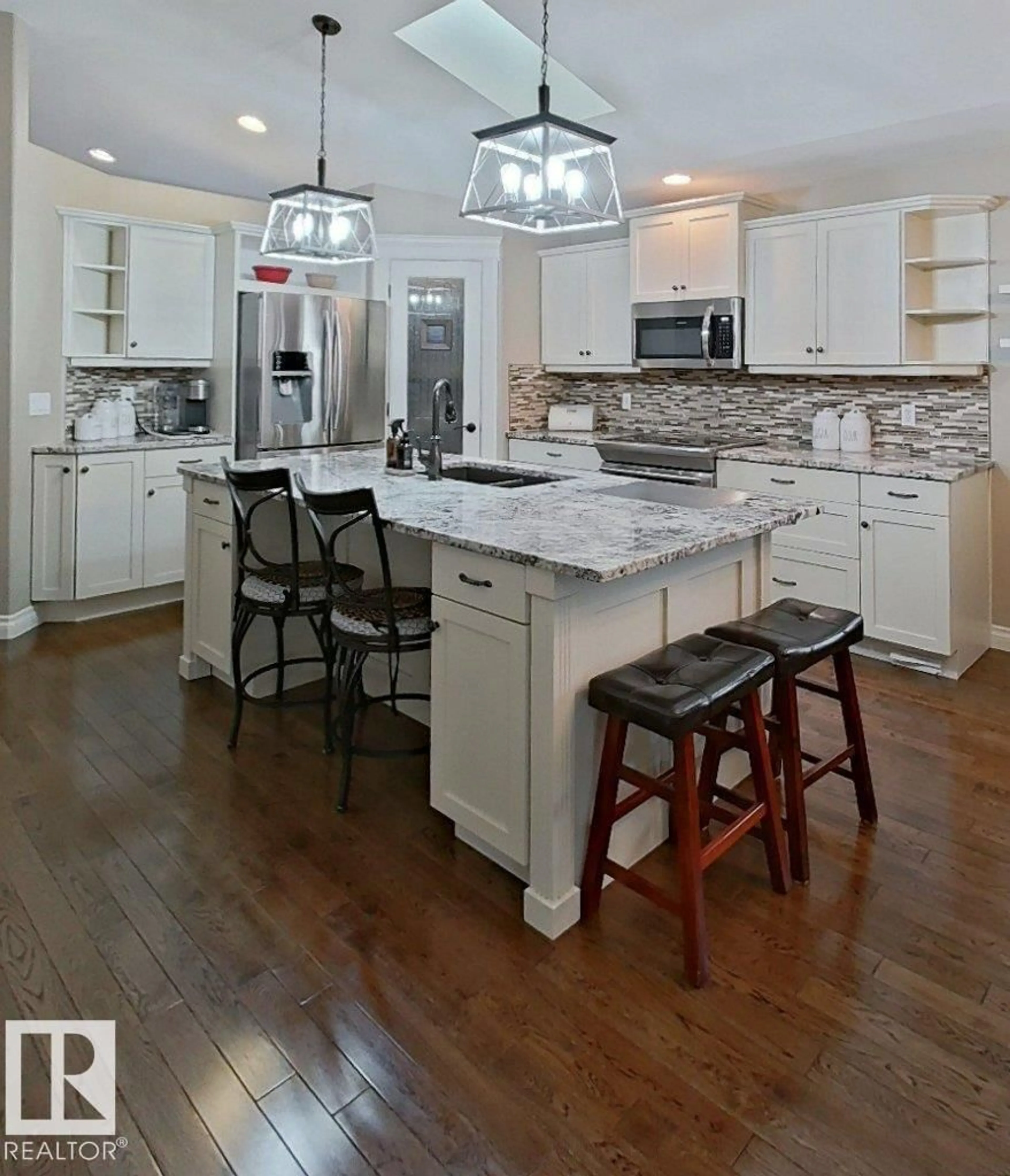 Open concept kitchen, unknown for 86 LINKSVIEW DR, Spruce Grove Alberta T7X4L5