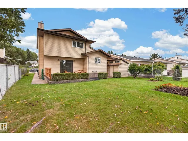 NW - 5712 123 AV, Edmonton 3