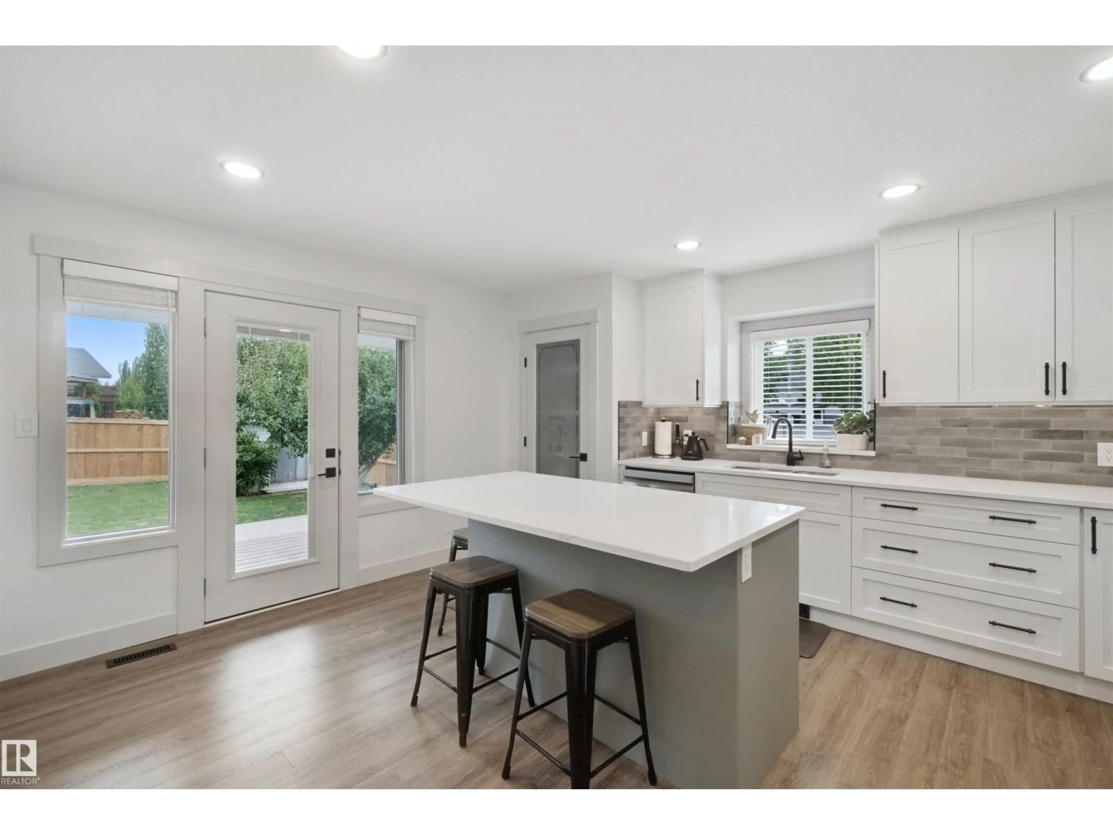 Open concept kitchen, unknown for 46 GUENETTE CR, Spruce Grove Alberta T7X3G9