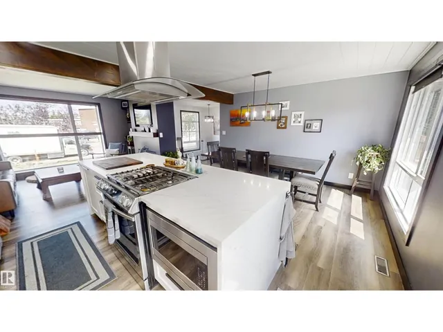 6115 95 AV, Edmonton 5