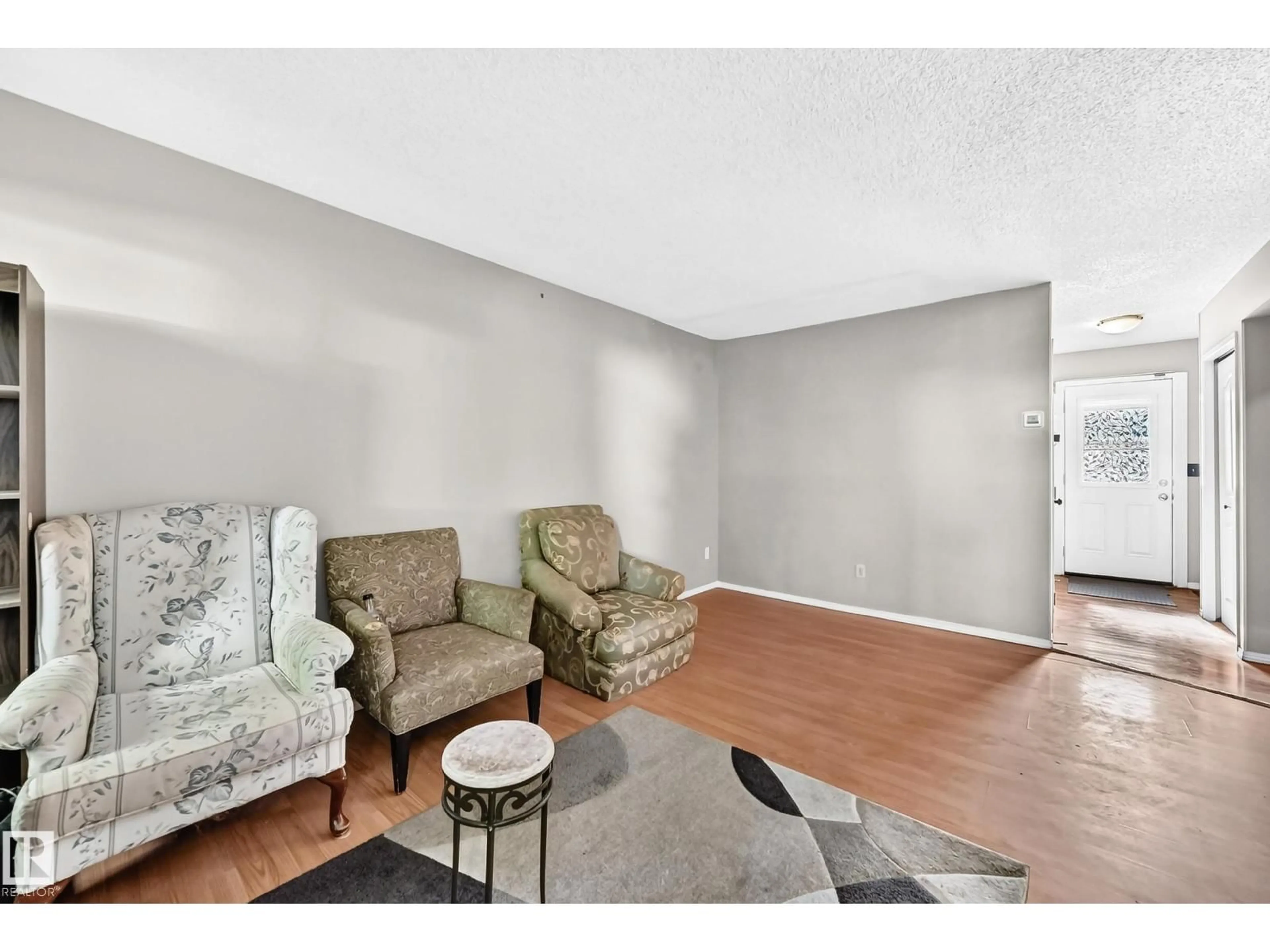 Living room with furniture, unknown for 2331 139 AVE AVE, Edmonton Alberta T5Y1S1