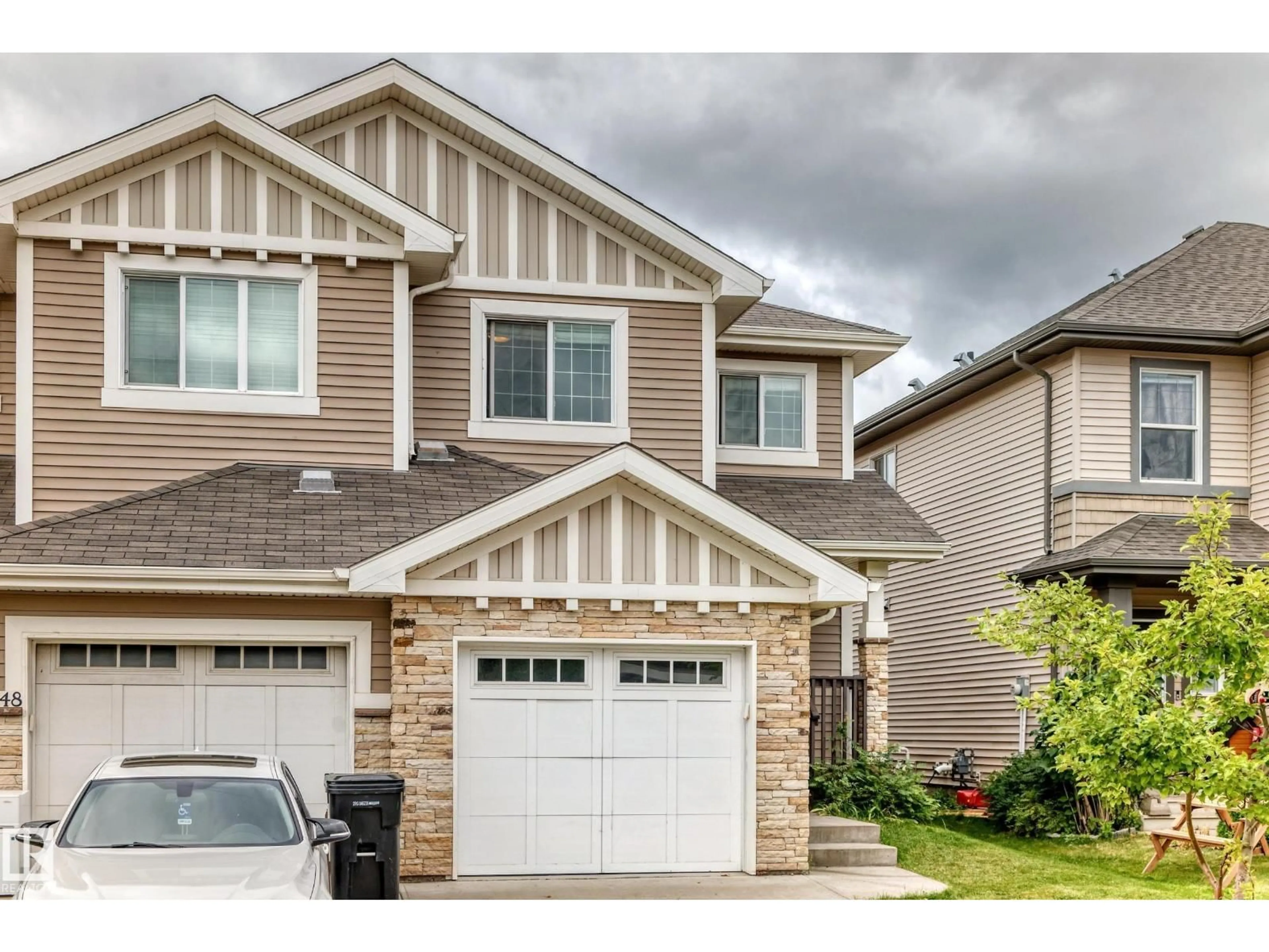 Home with vinyl exterior material, street for 17250 73 ST, Edmonton Alberta T5Z0L3