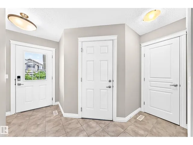 17250 73 ST, Edmonton 5