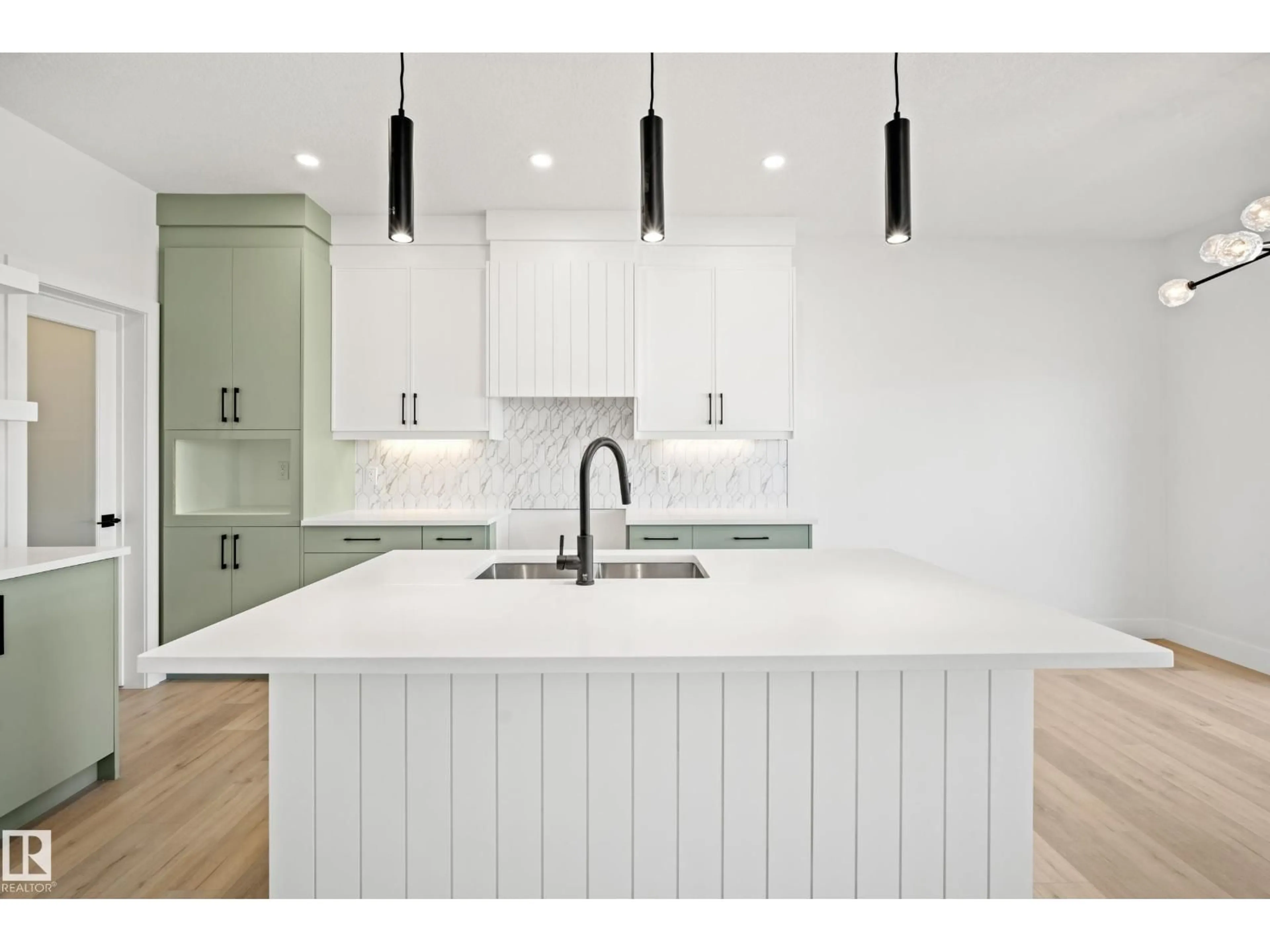 Open concept kitchen, unknown for 370 LIDEN LO, Leduc Alberta T9E1T2