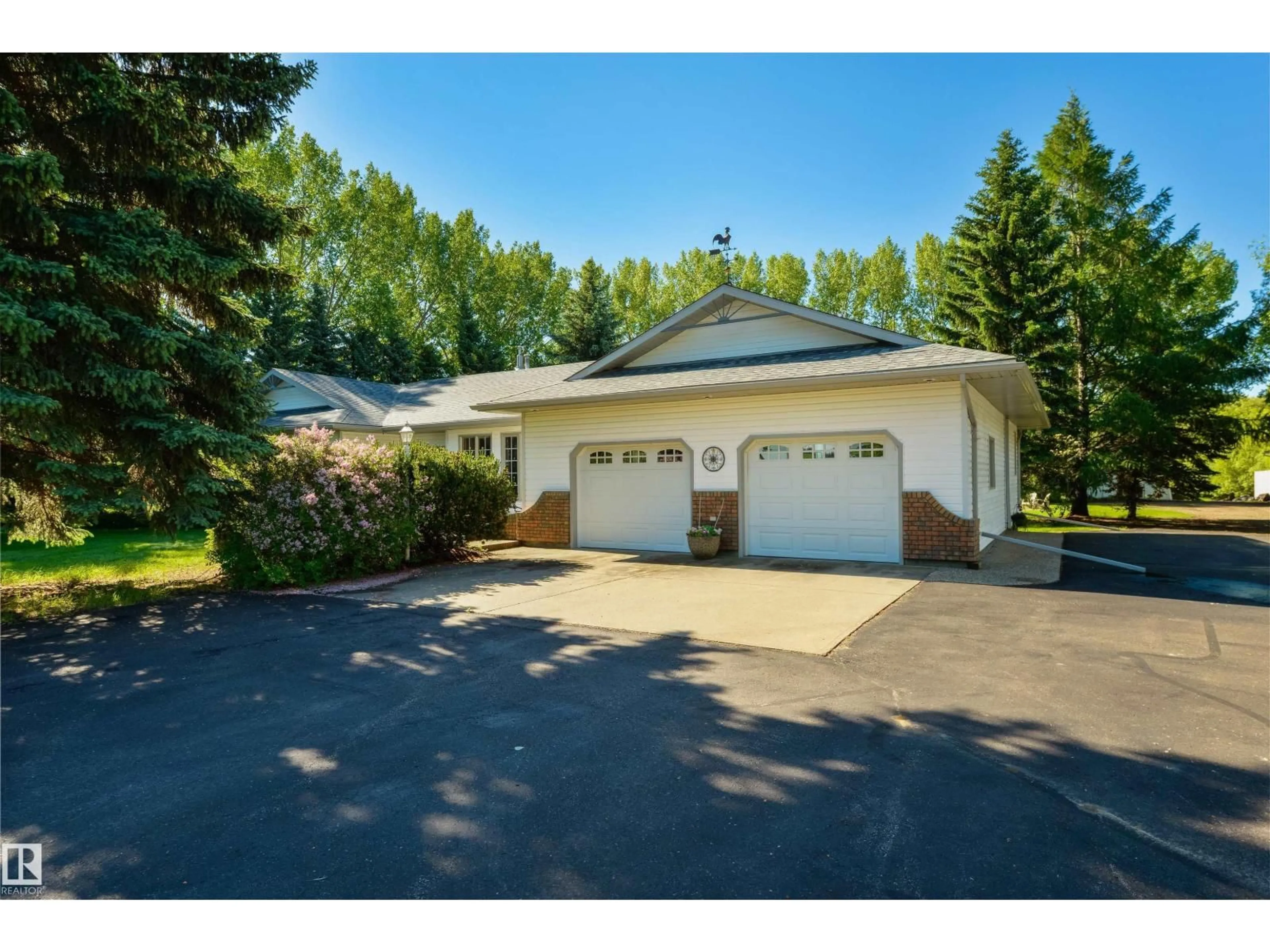 Unknown for 27113 TWP ROAD 522, Rural Parkland County Alberta T7X3A8