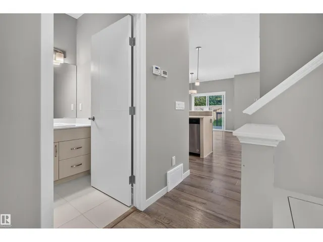 12328 177 AV, Edmonton 3