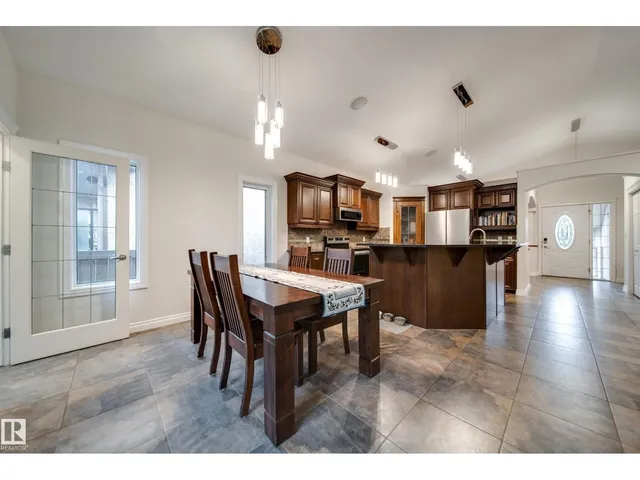 2410 WARRY PL, Edmonton 5