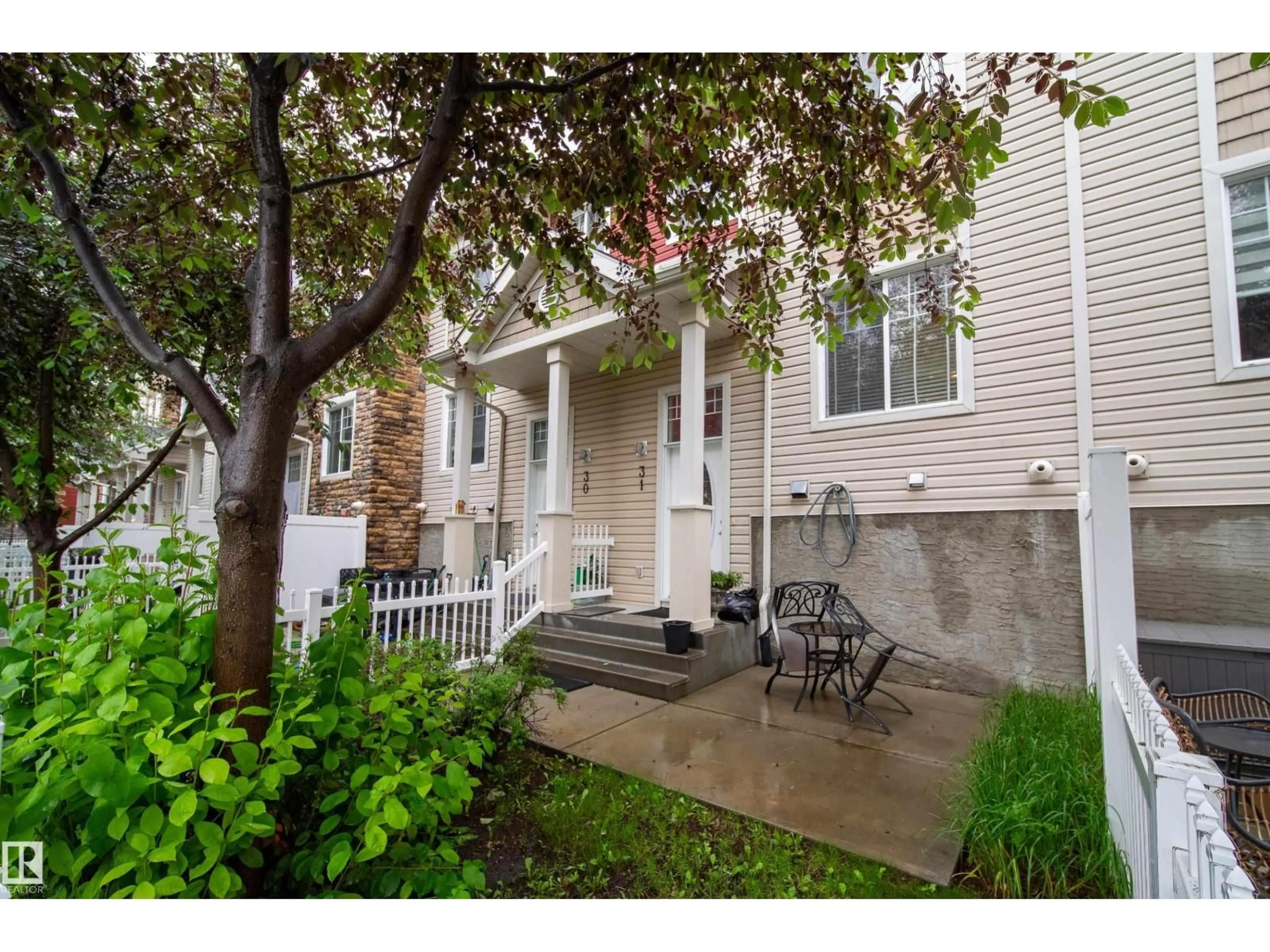 Patio, street for #31 - 460 HEMINGWAY RD, Edmonton Alberta T6M0M5