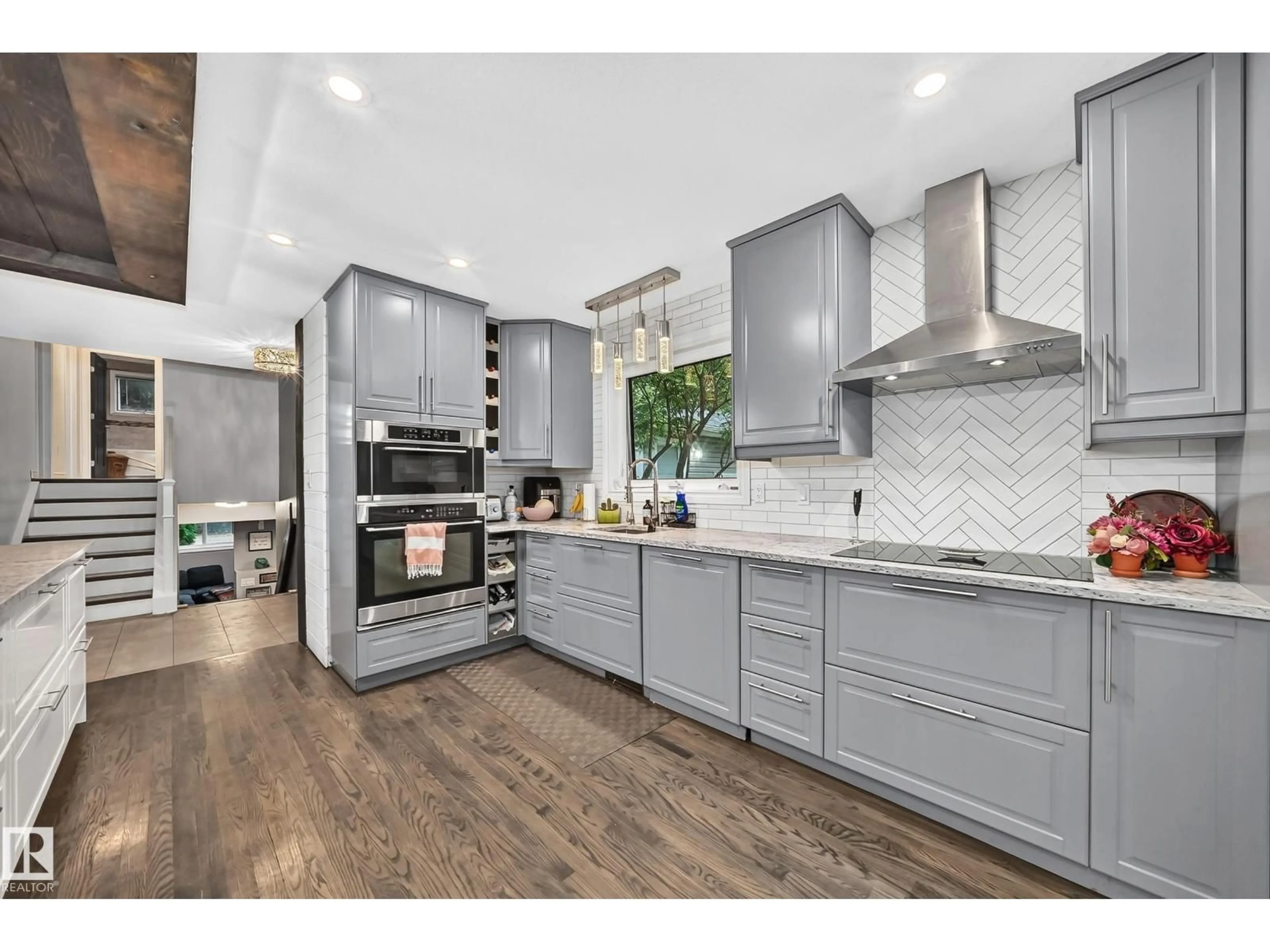 Open concept kitchen, unknown for 53504 - 36 RGE RD 274, Rural Parkland County Alberta T7X3T1