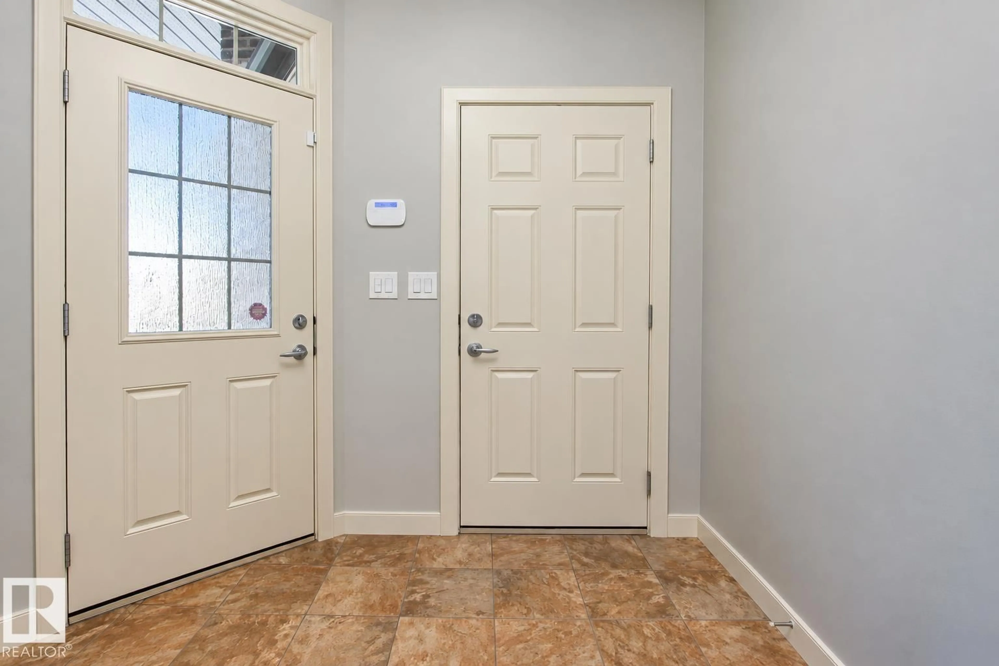 Indoor entryway for 276 - 63 CRANFORD DR, Sherwood Park Alberta T8H0C6