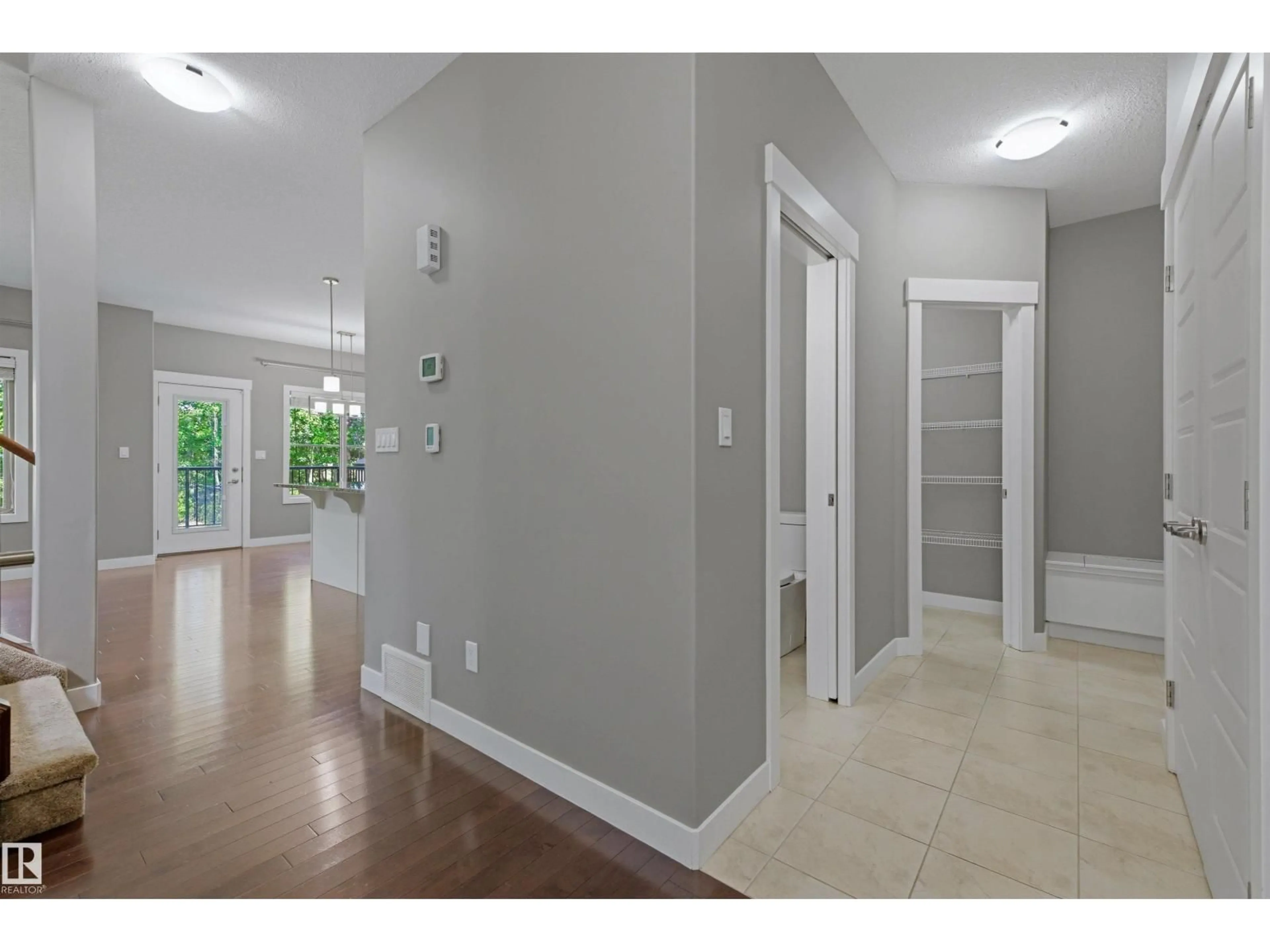 Indoor entryway for 37 GREENBURY MR, Spruce Grove Alberta T7X0M1