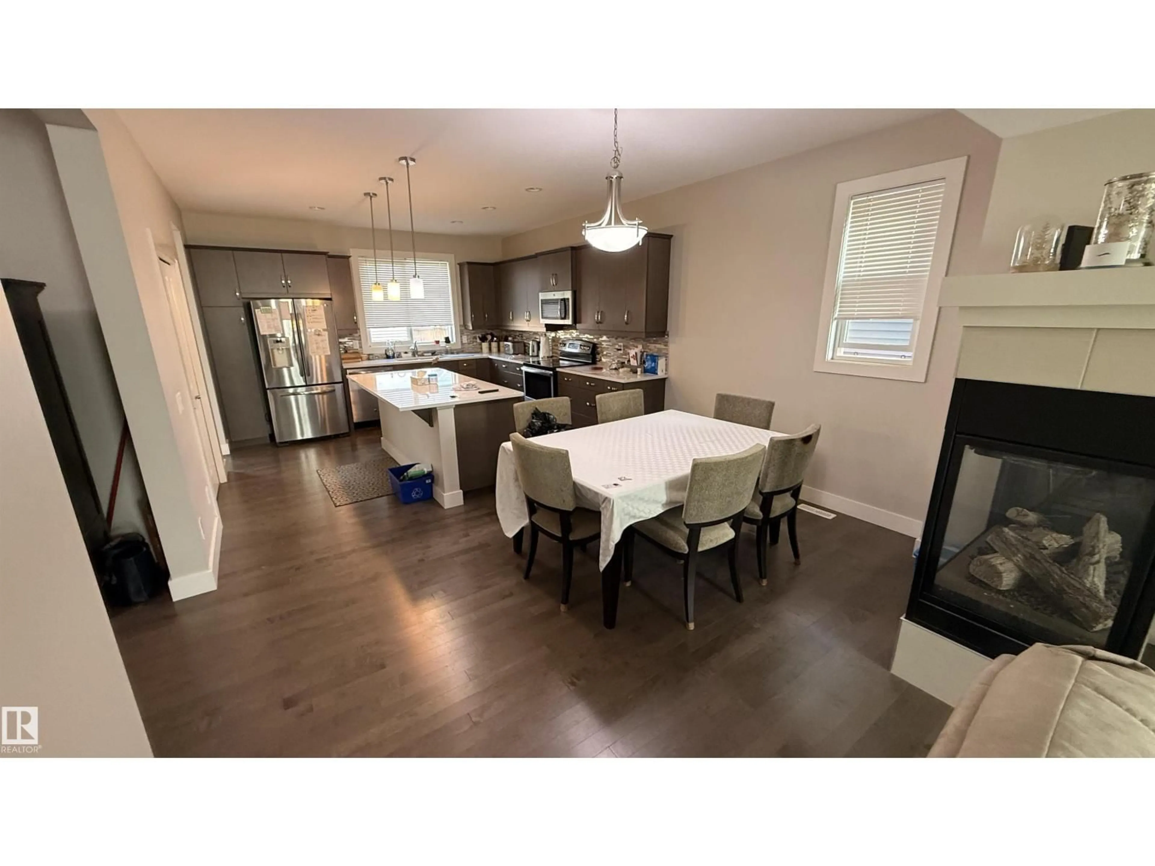 Open concept kitchen, wood/laminate floor for 2294 ASPEN TR, Sherwood Park Alberta T8H0W4
