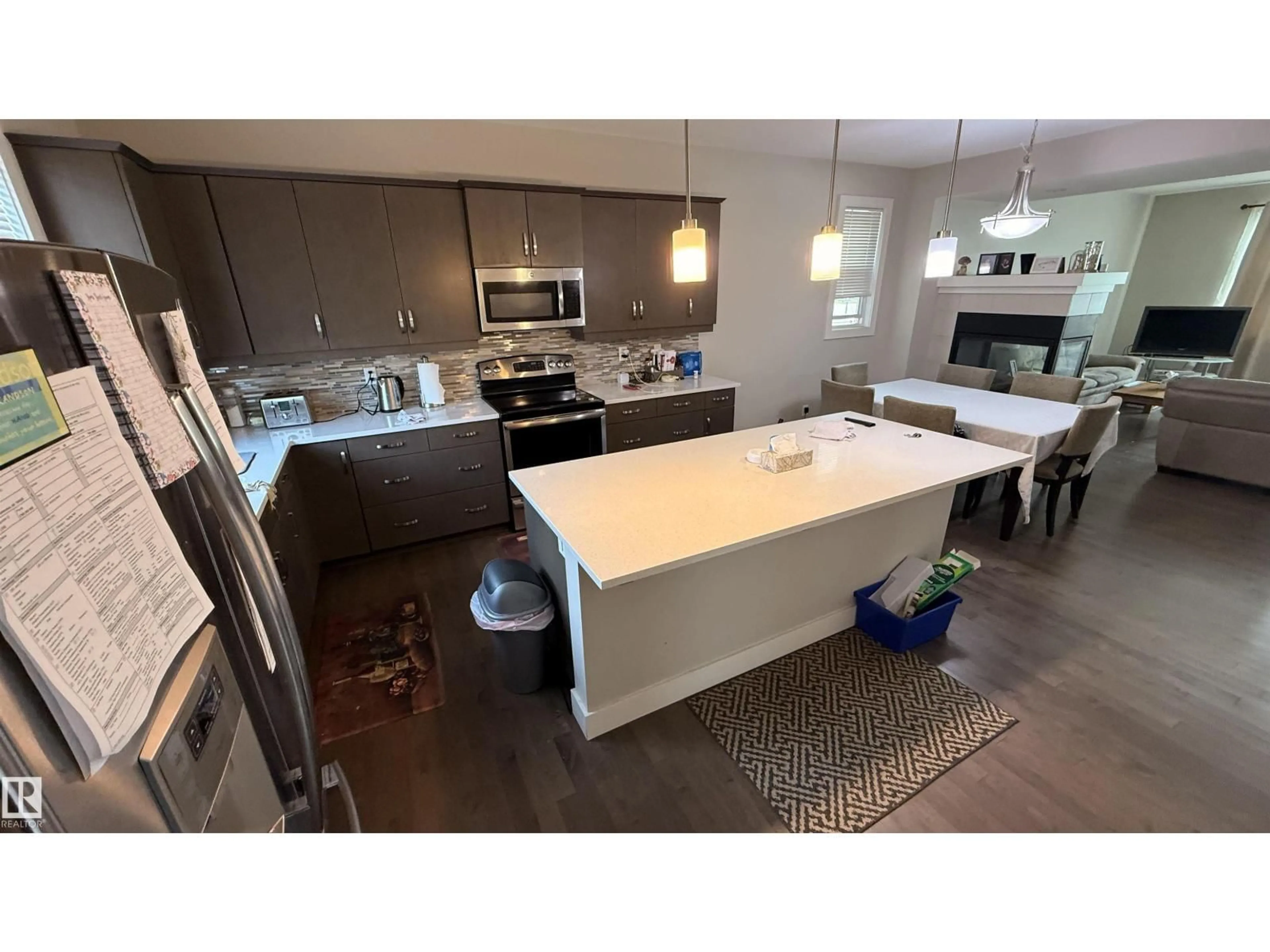 Open concept kitchen, ceramic/tile floor for 2294 ASPEN TR, Sherwood Park Alberta T8H0W4