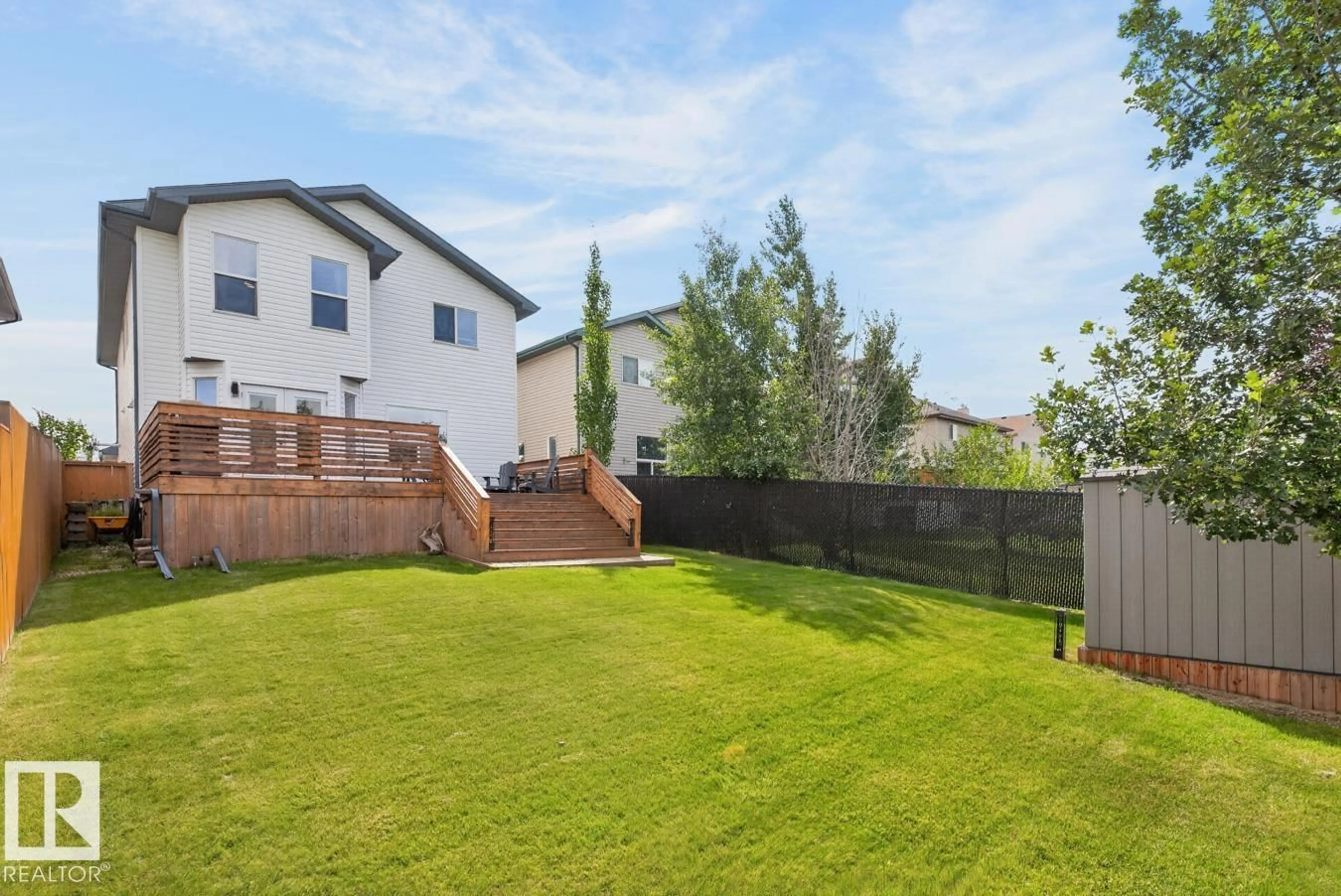A pic from outside/outdoor area/front of a property/back of a property/a pic from drone, mountain view for 10 DOUGLAS CR, Leduc Alberta T9E8P3