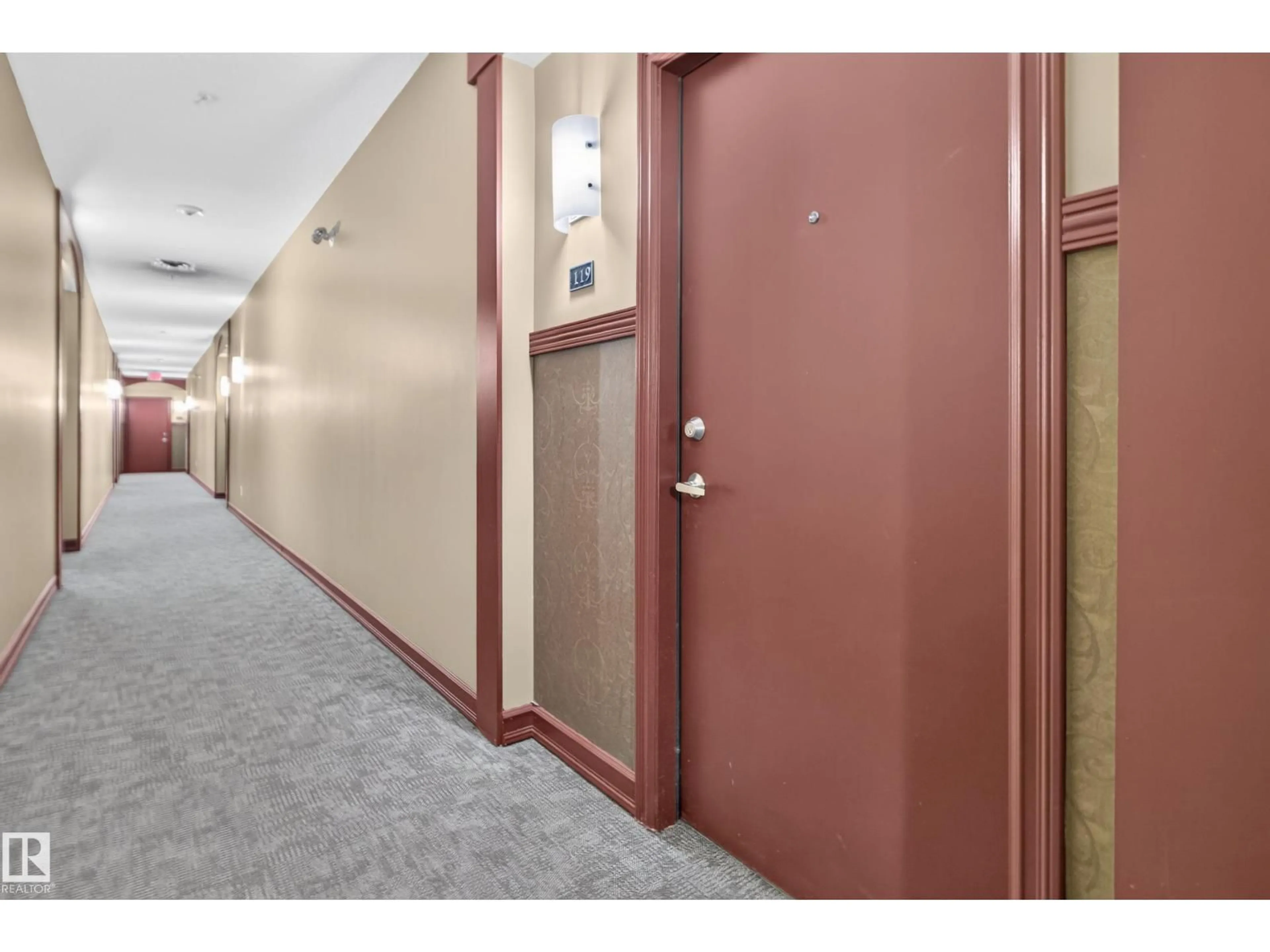 Indoor foyer for #119 - 263 MACEWAN RD, Edmonton Alberta T6W0C4