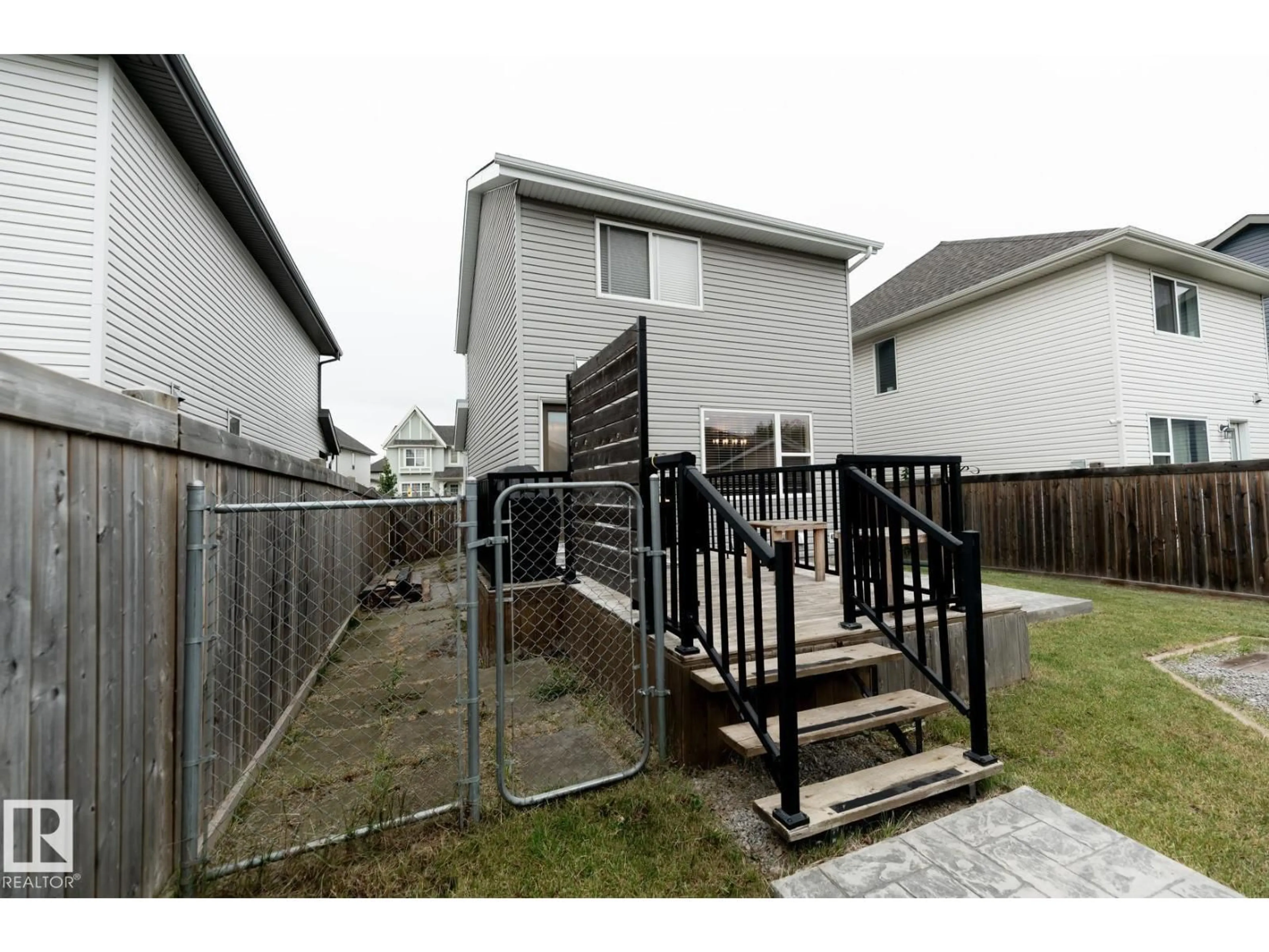 Unknown for 3613 12 ST, Edmonton Alberta T6T0G1
