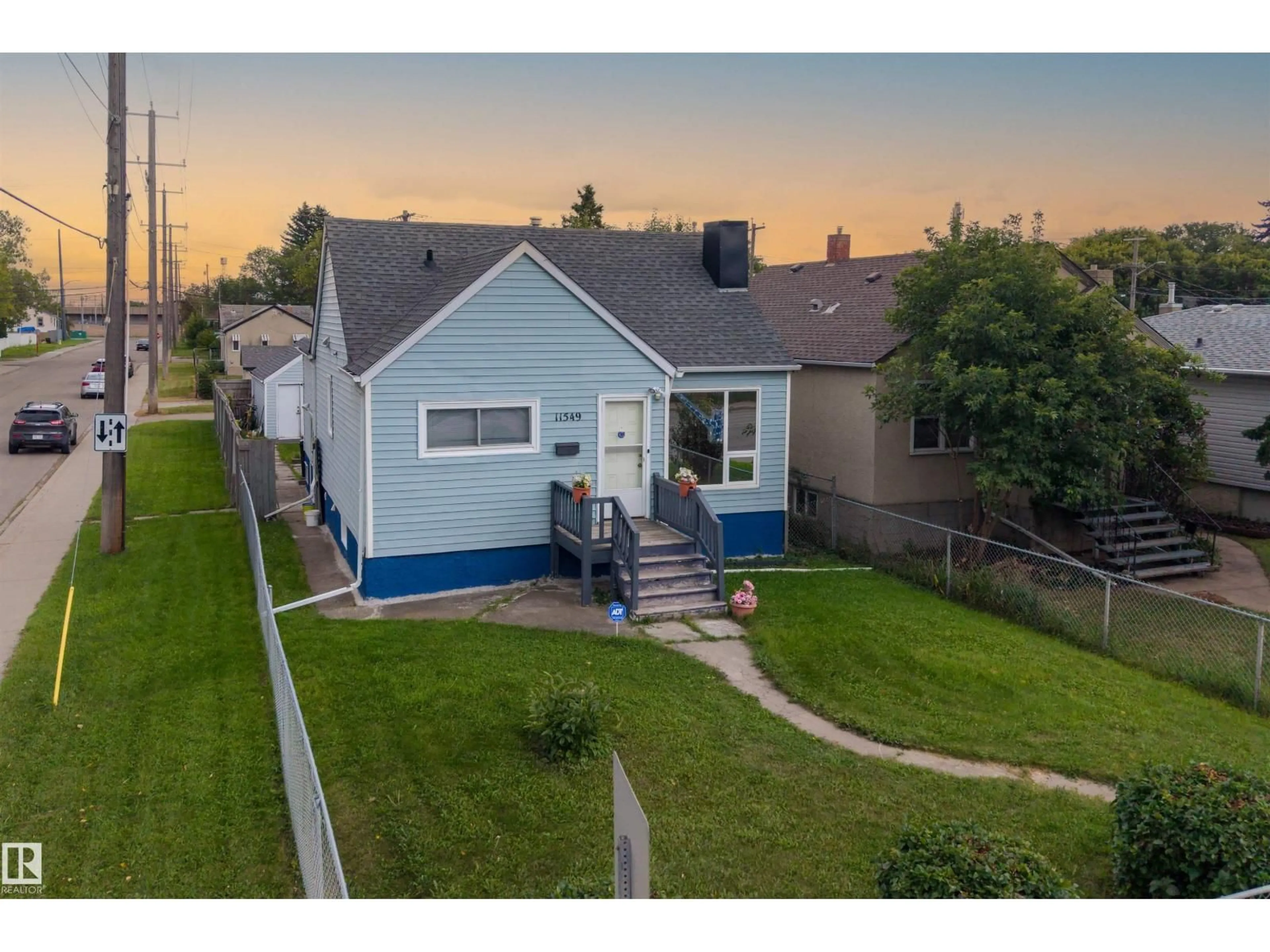 A pic from outside/outdoor area/front of a property/back of a property/a pic from drone, street for 11549 82 ST, Edmonton Alberta T5B2V7