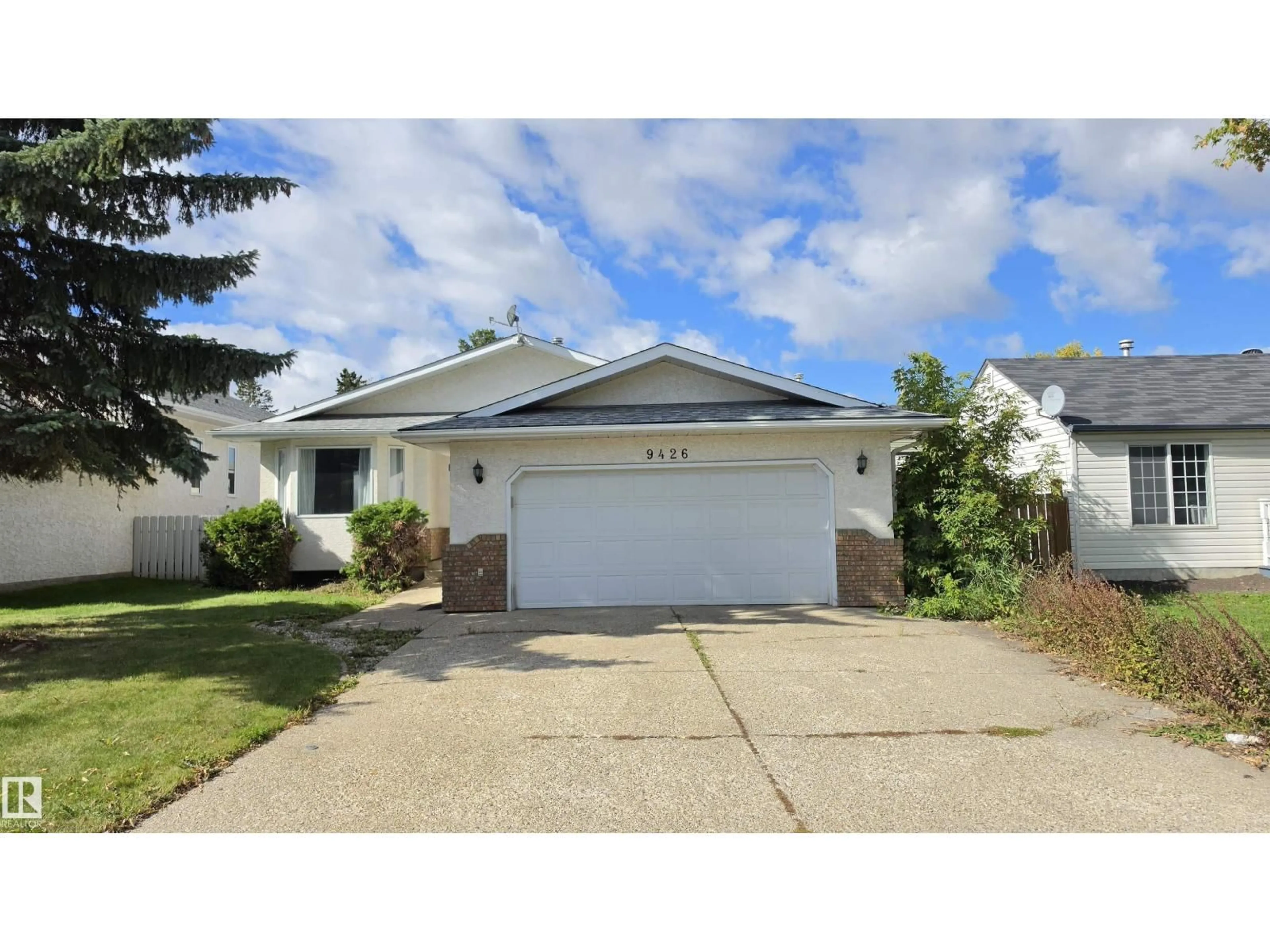 Home with vinyl exterior material, street for NW - 9426 150 ST, Edmonton Alberta T5R1G7