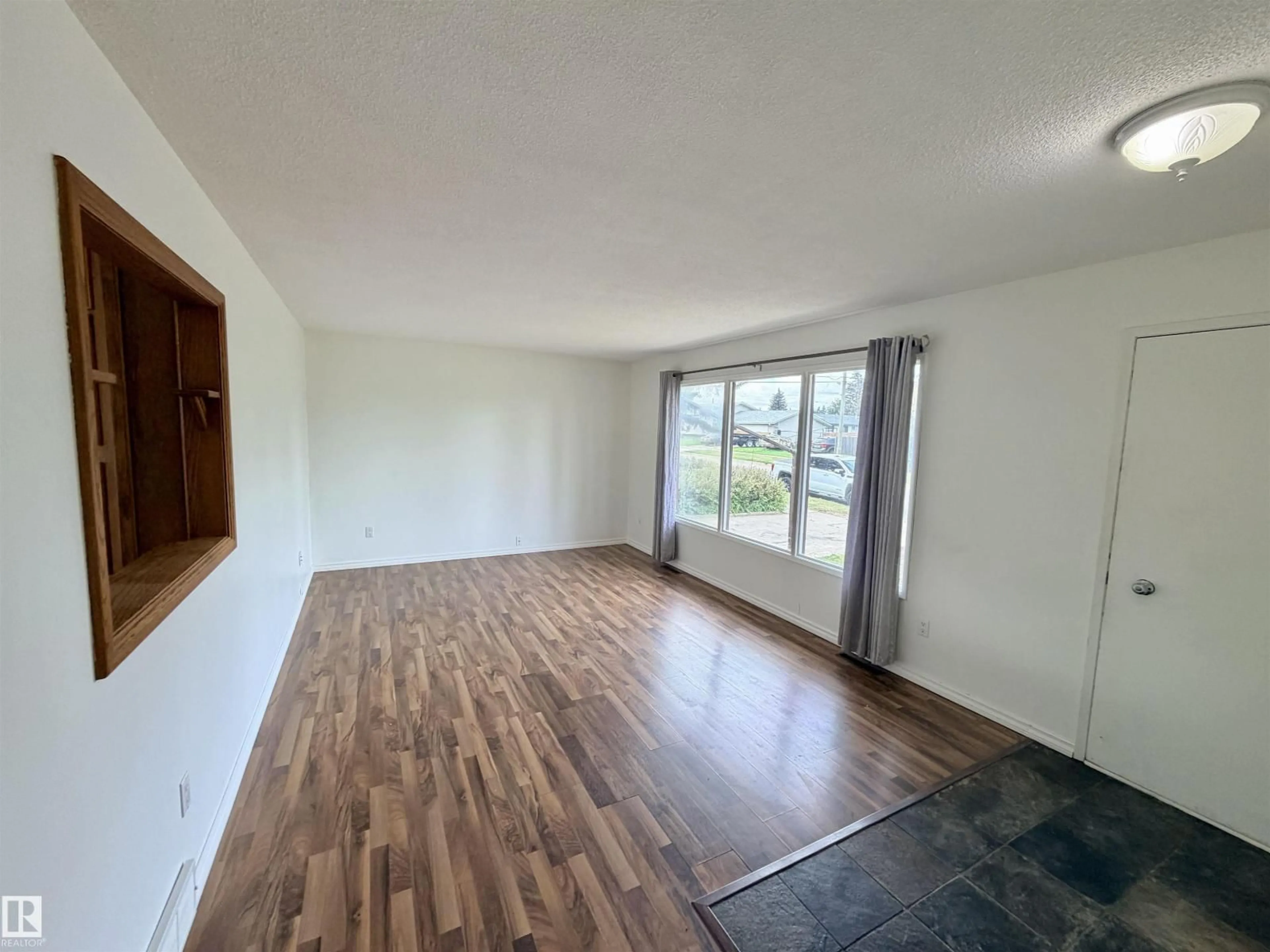 A pic of a room for 5113 45 ST, St. Paul Town Alberta T0A3A2