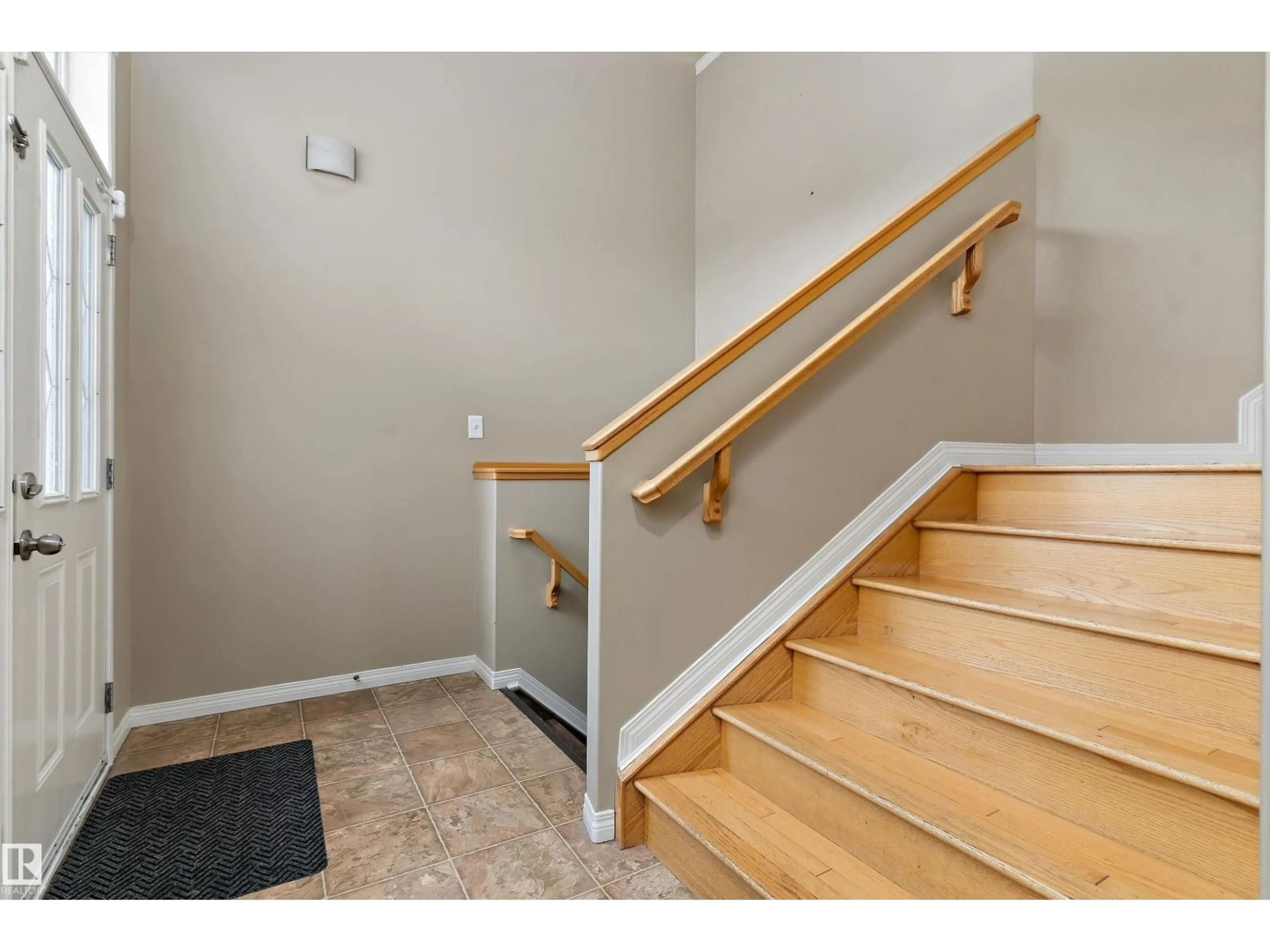 Unknown for 8218 SHASKE PLACE, Edmonton Alberta T6R3V9