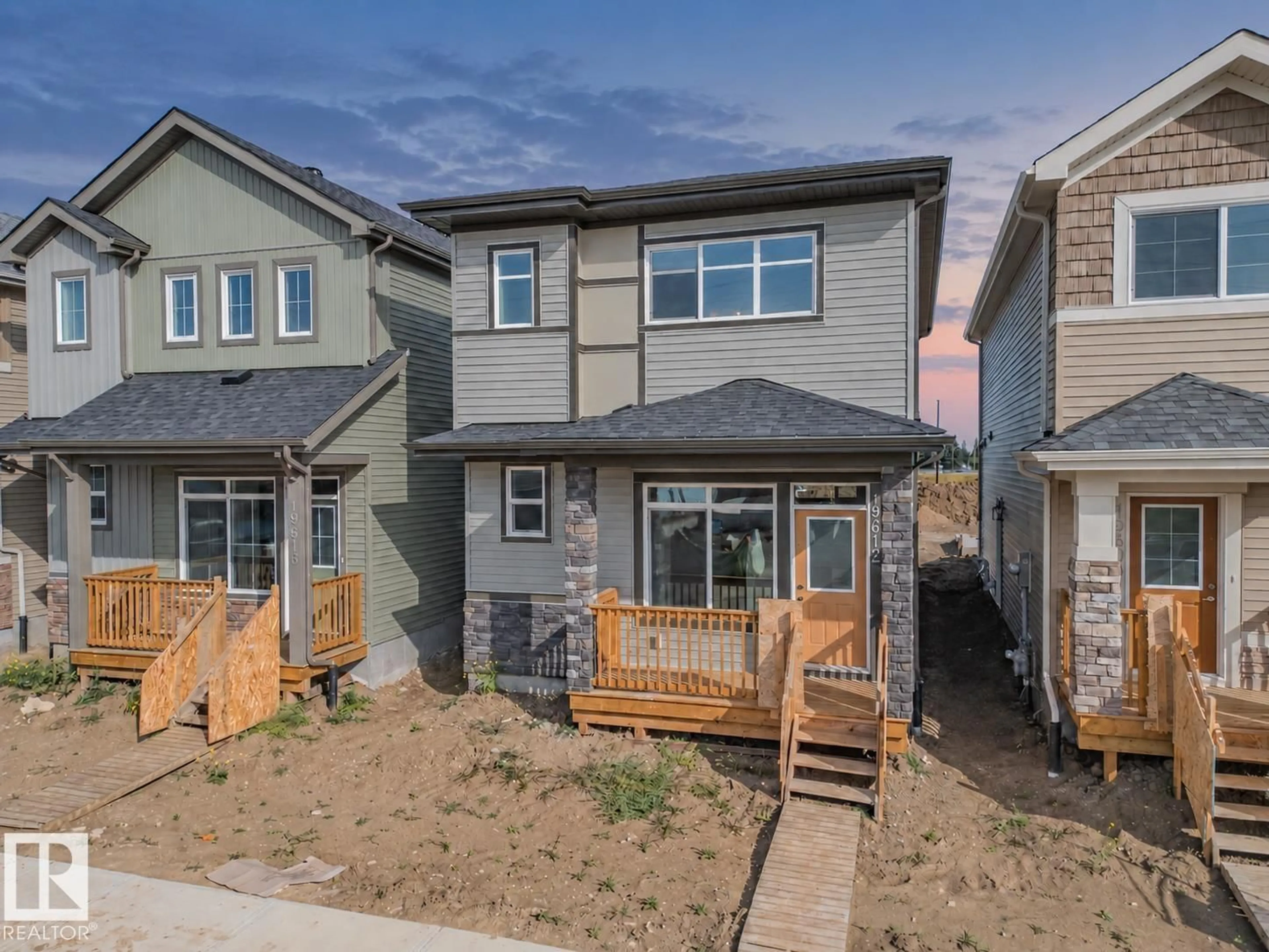 A pic from outside/outdoor area/front of a property/back of a property/a pic from drone, street for NW - 19612 30 AV, Edmonton Alberta T6M3L9