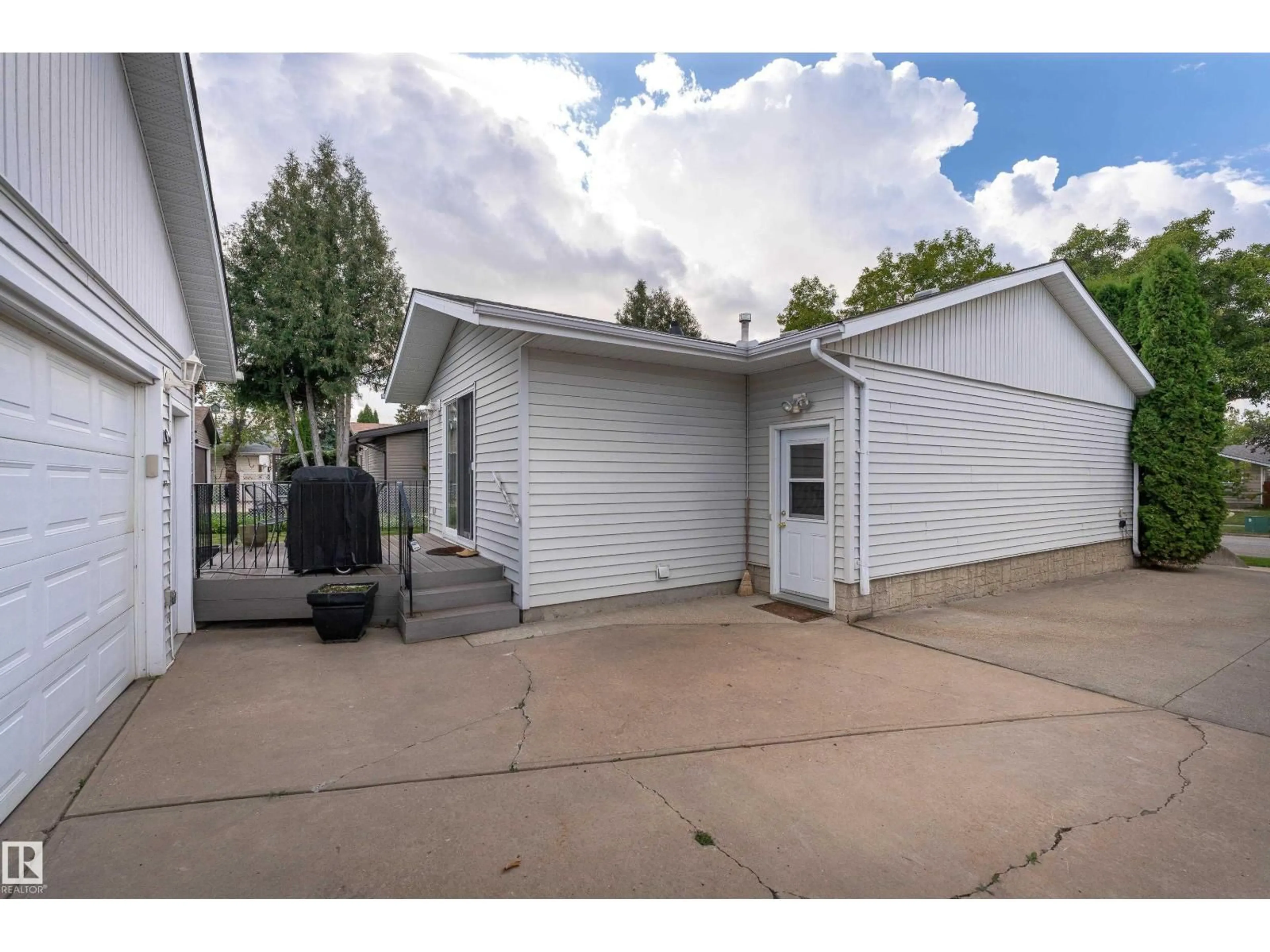 Unknown for 8531 94 AV, Fort Saskatchewan Alberta T8L2R7